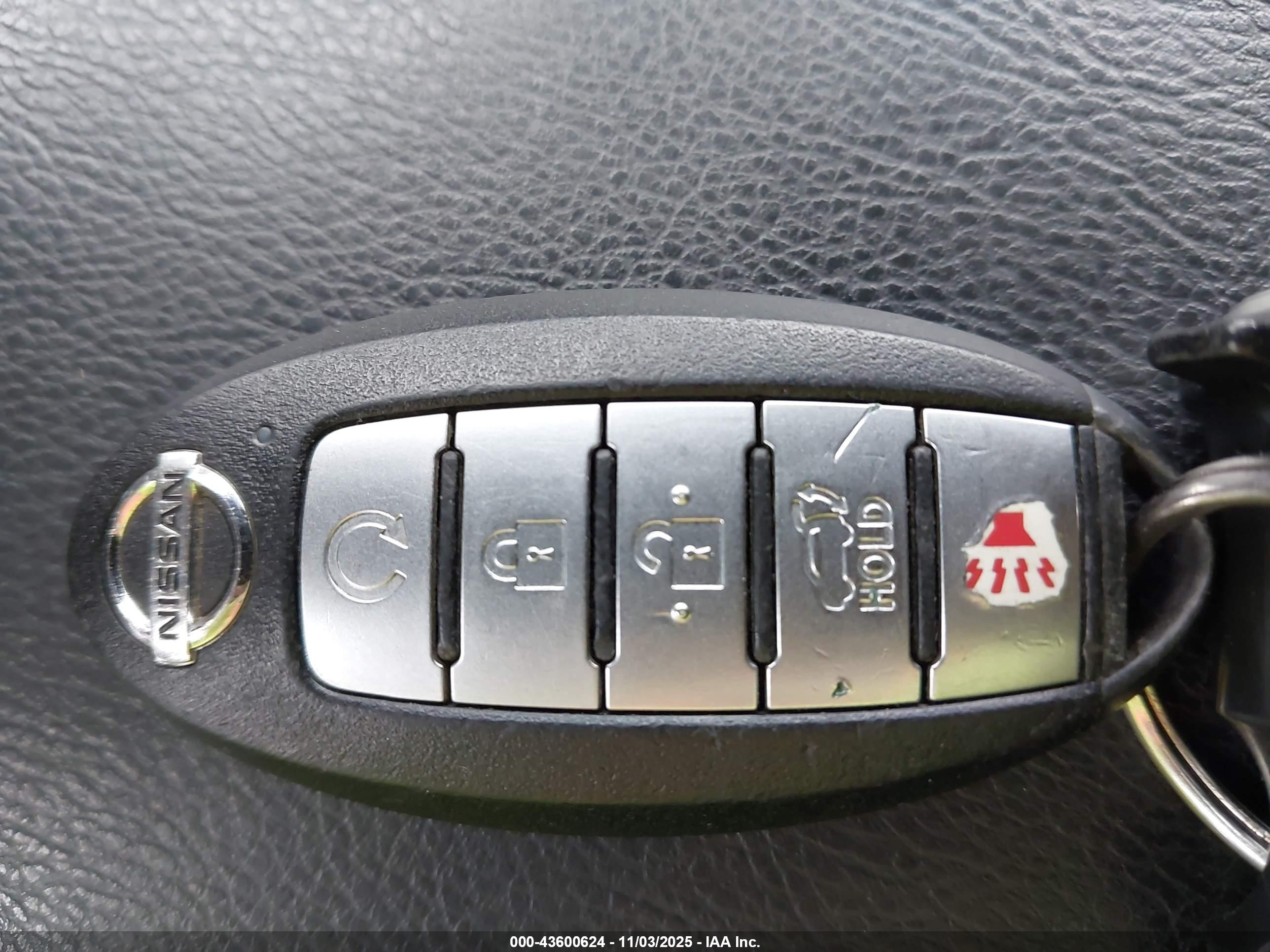 NISSAN PATHFINDER image 11