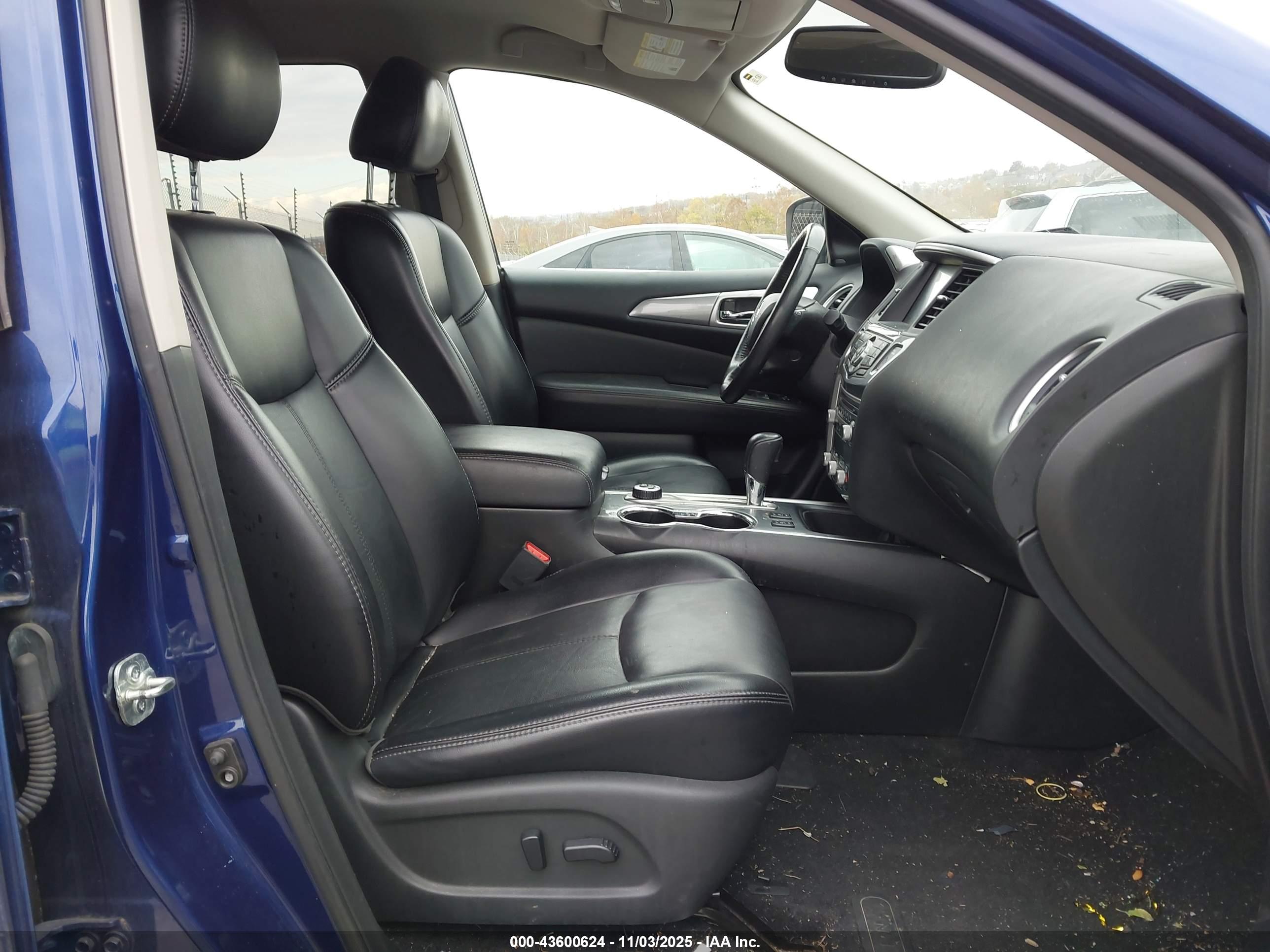 NISSAN PATHFINDER image 5