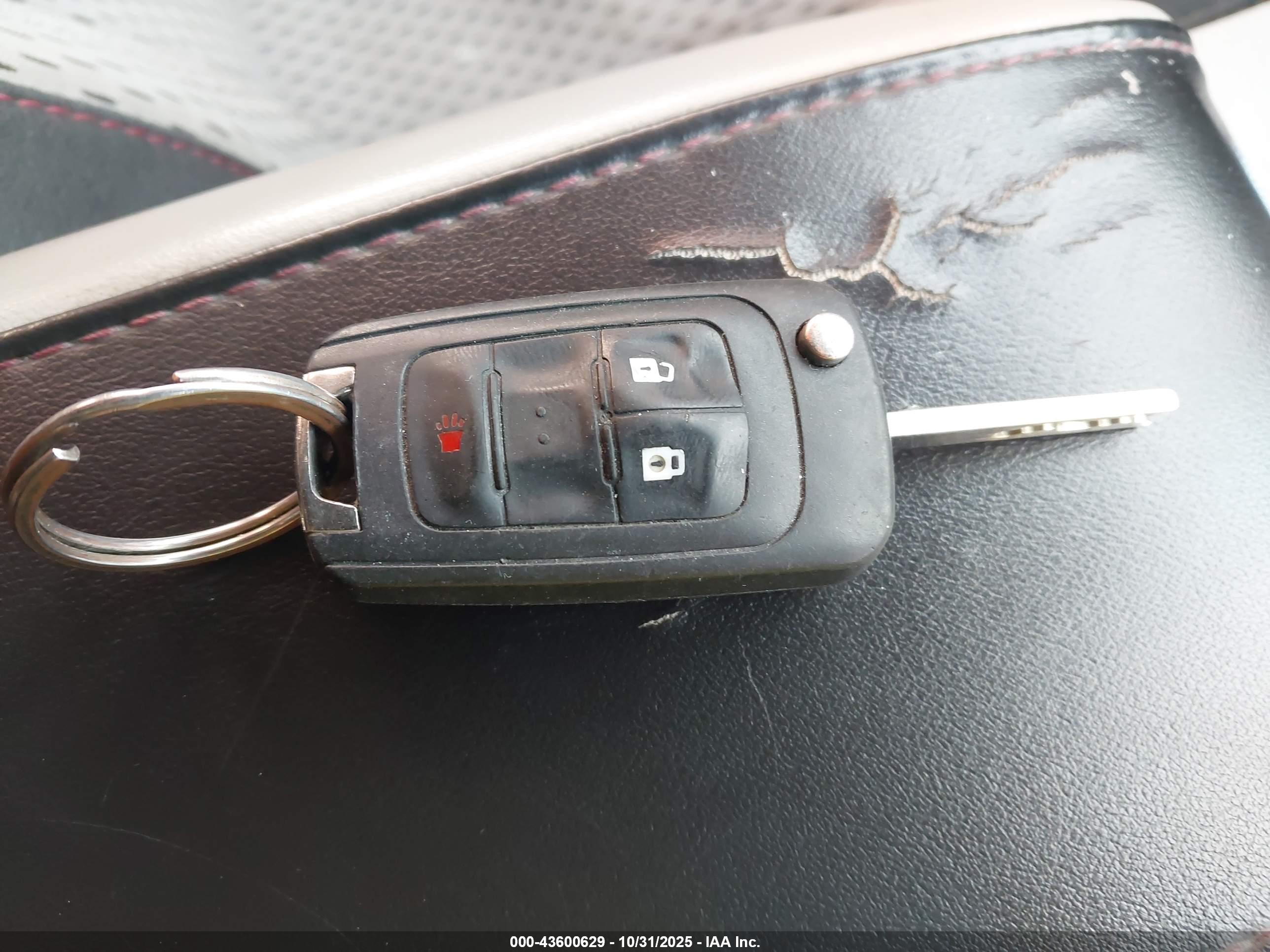 CHEVROLET EQUINOX image 11