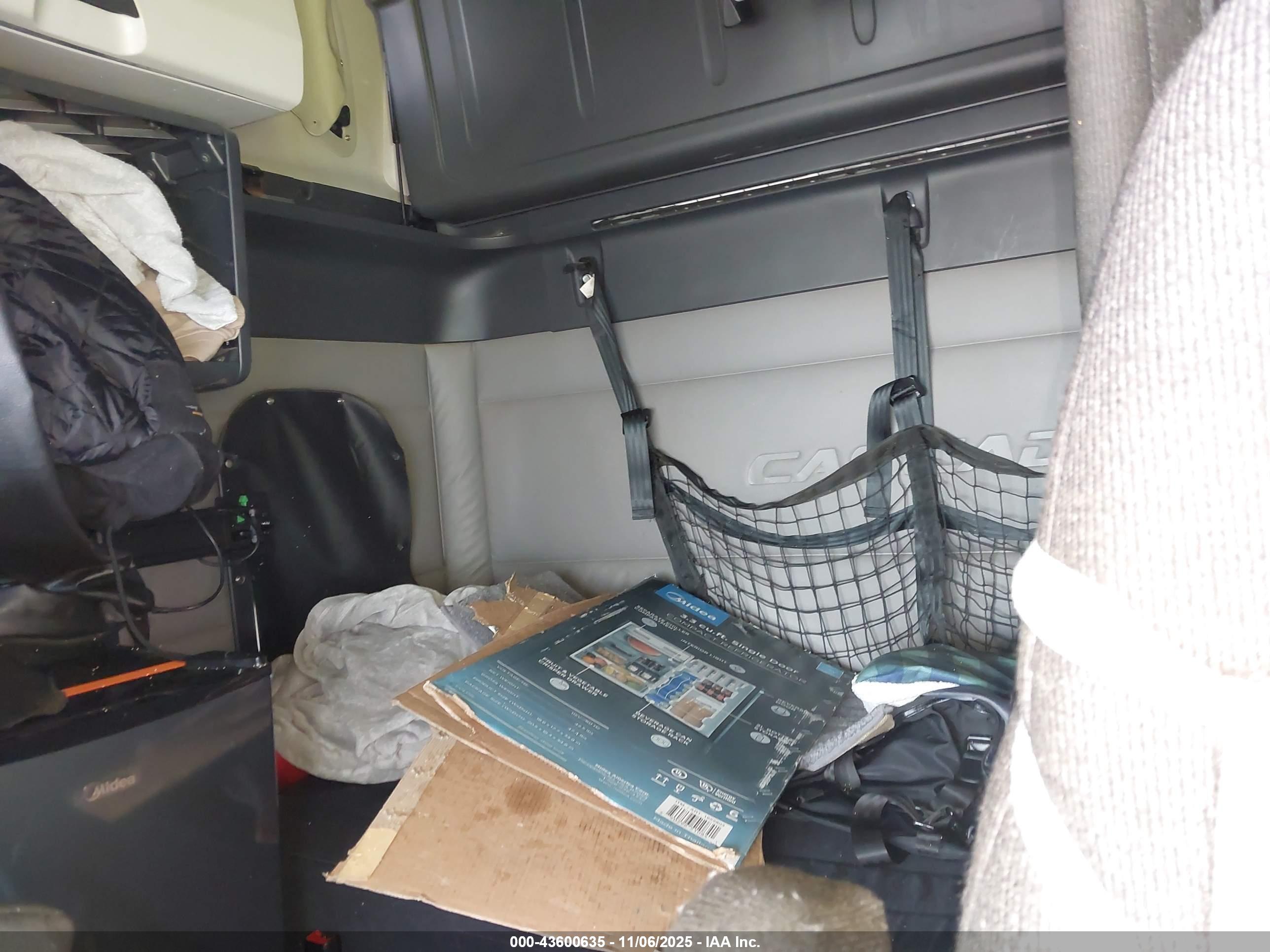 FREIGHTLINER NEW image 8