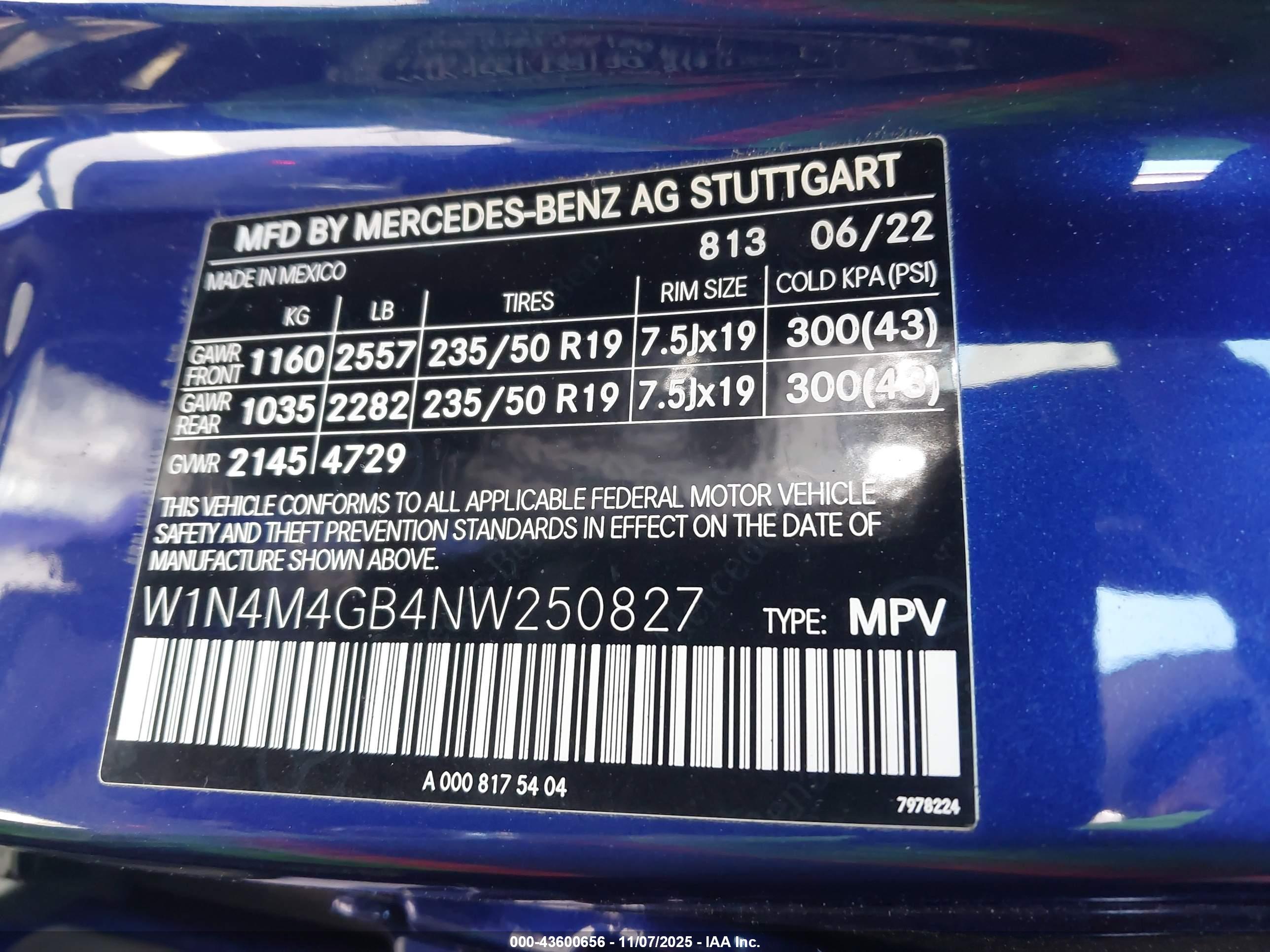 MERCEDES-BENZ GLB image 9