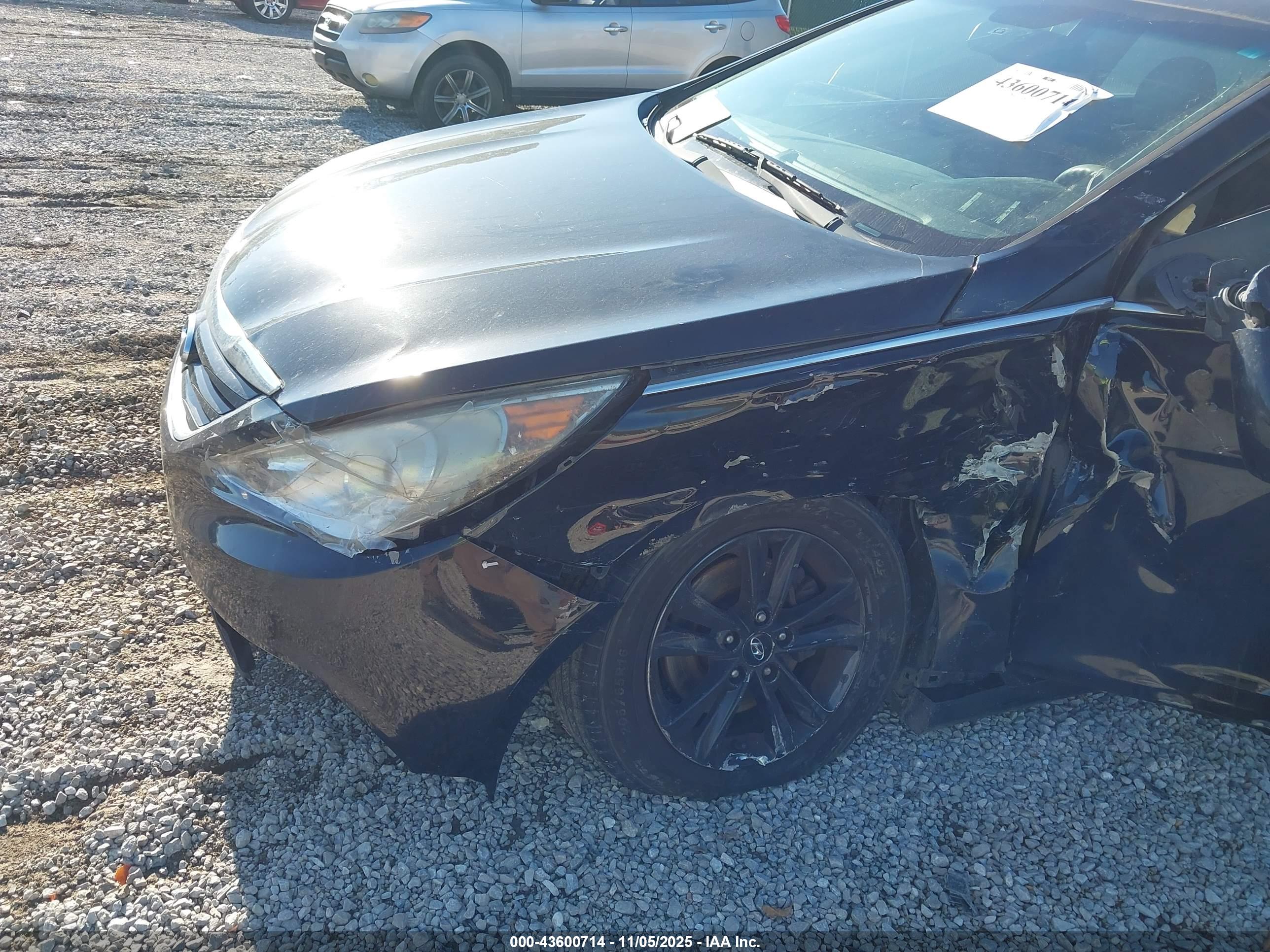 HYUNDAI SONATA image 6