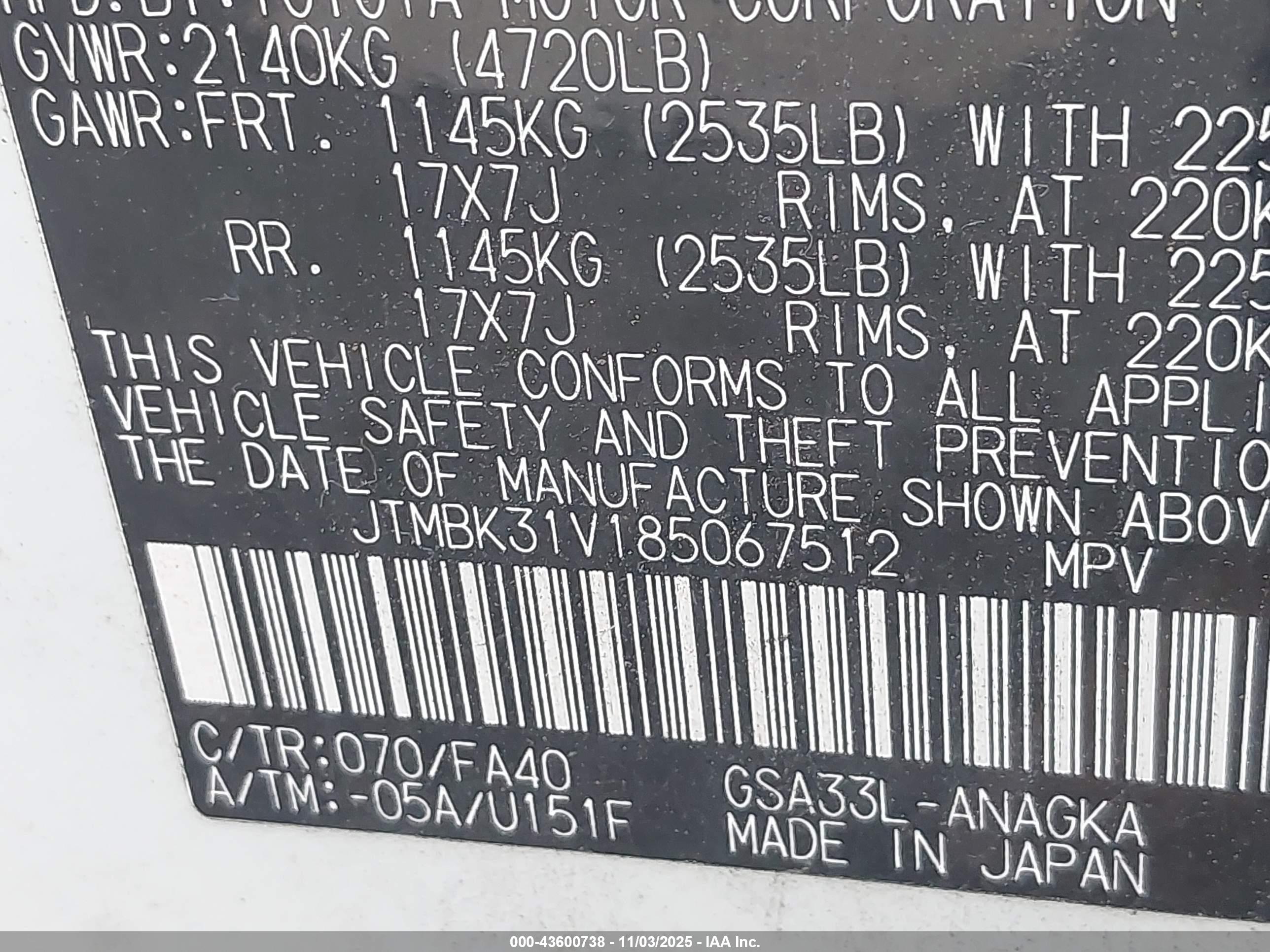TOYOTA RAV4 image 9