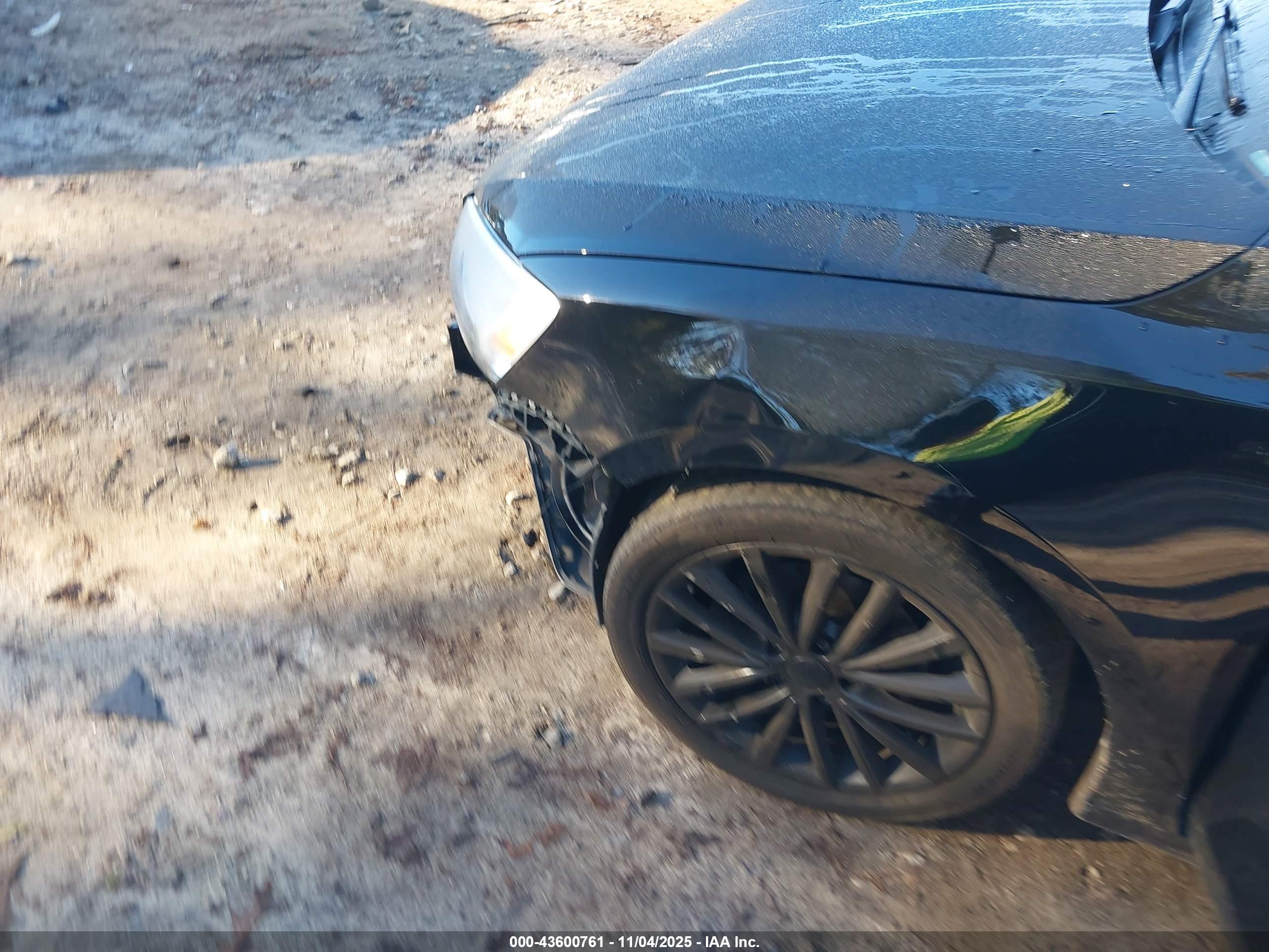 VOLKSWAGEN JETTA image 6