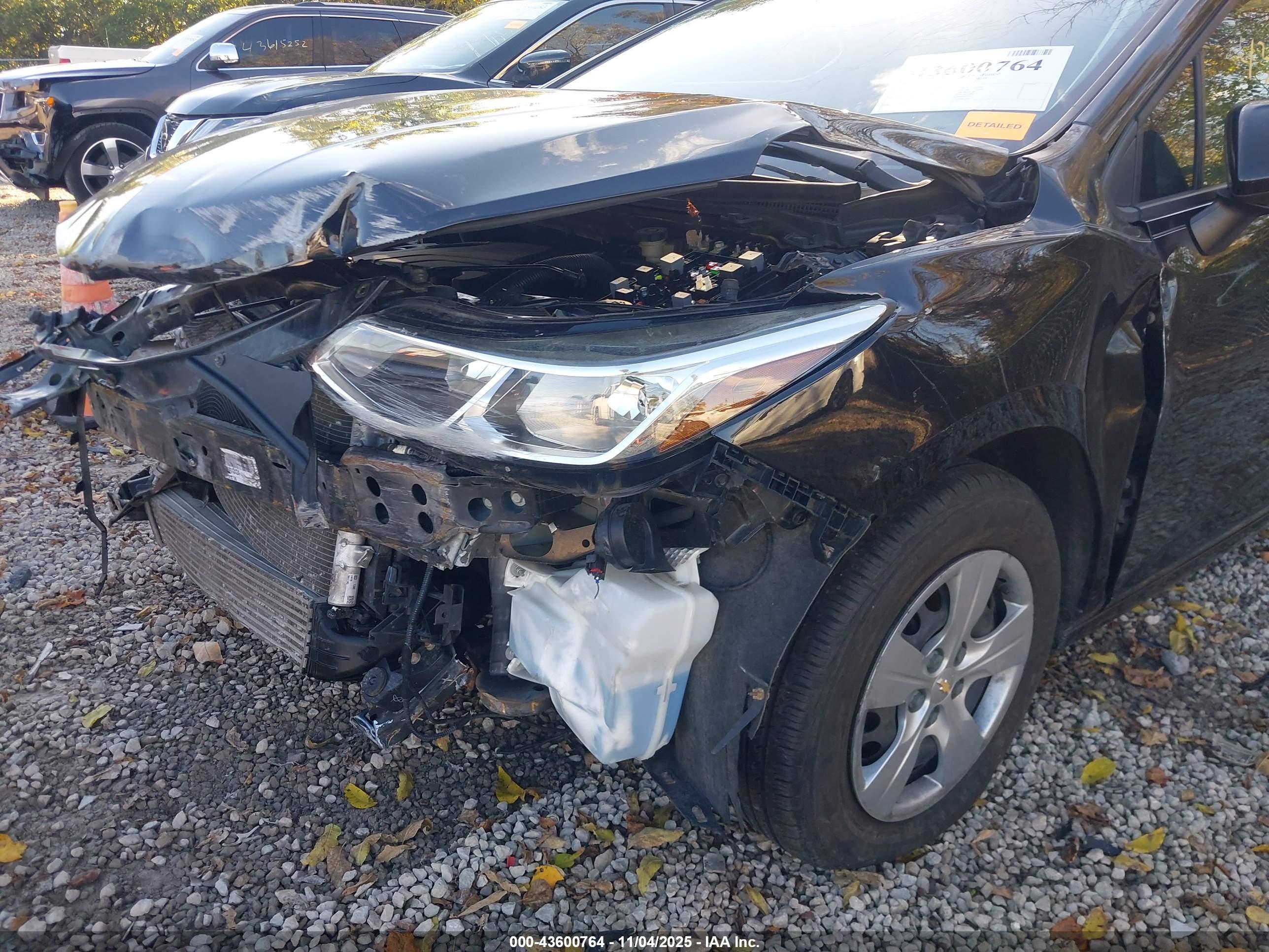 CHEVROLET CRUZE image 6