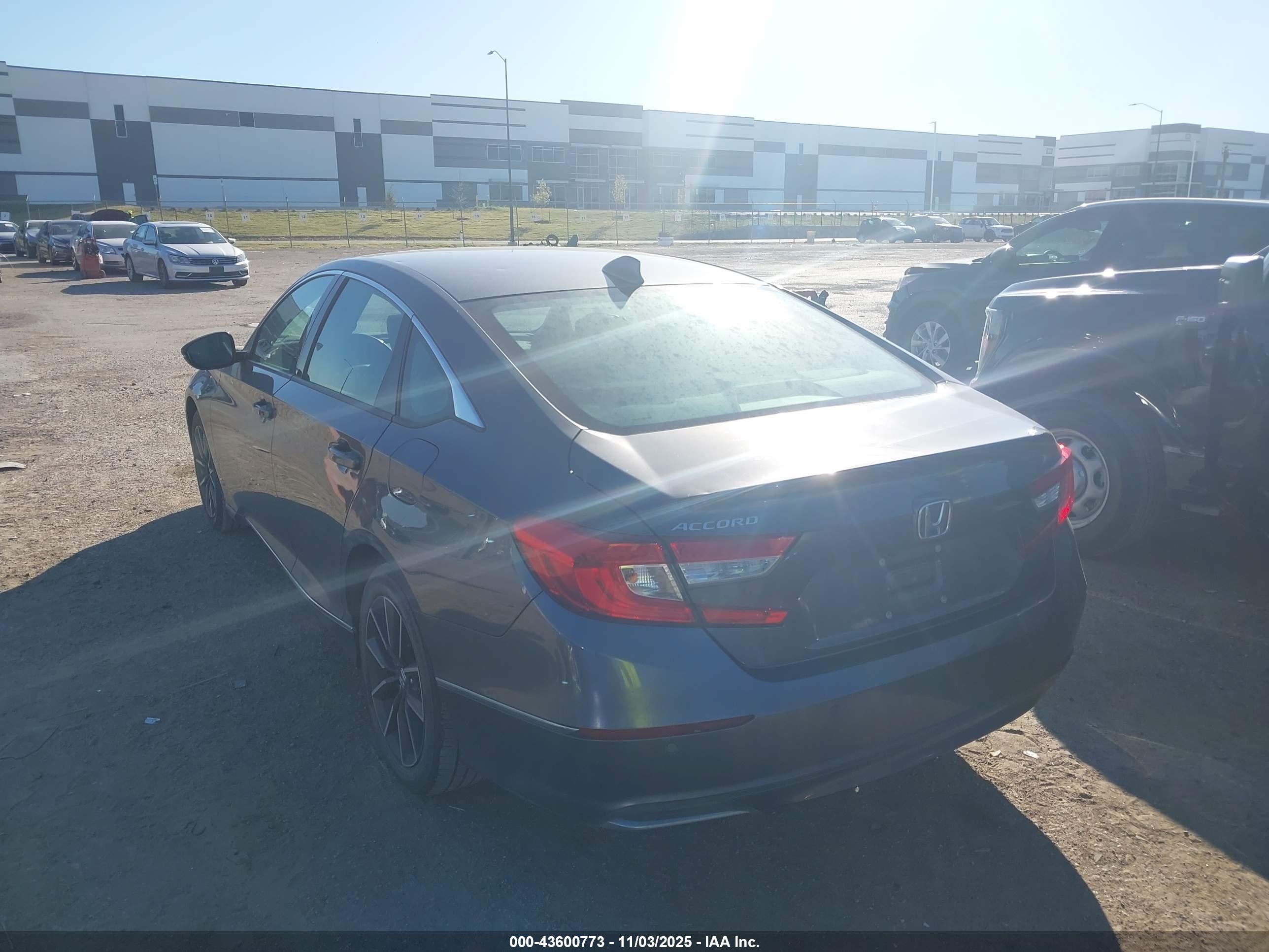 HONDA ACCORD image 3