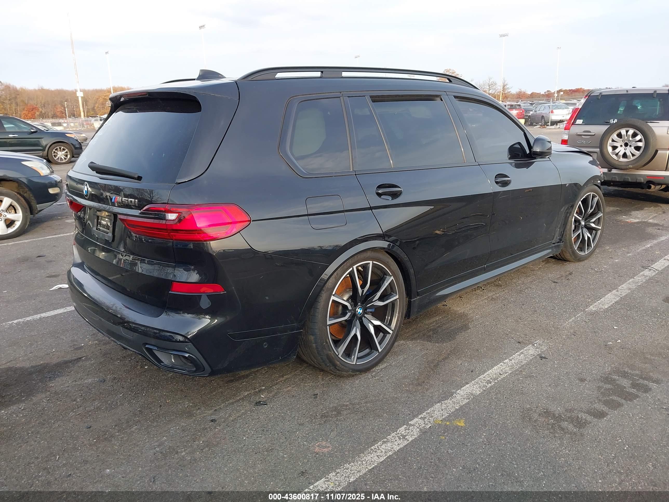 BMW X7 image 4