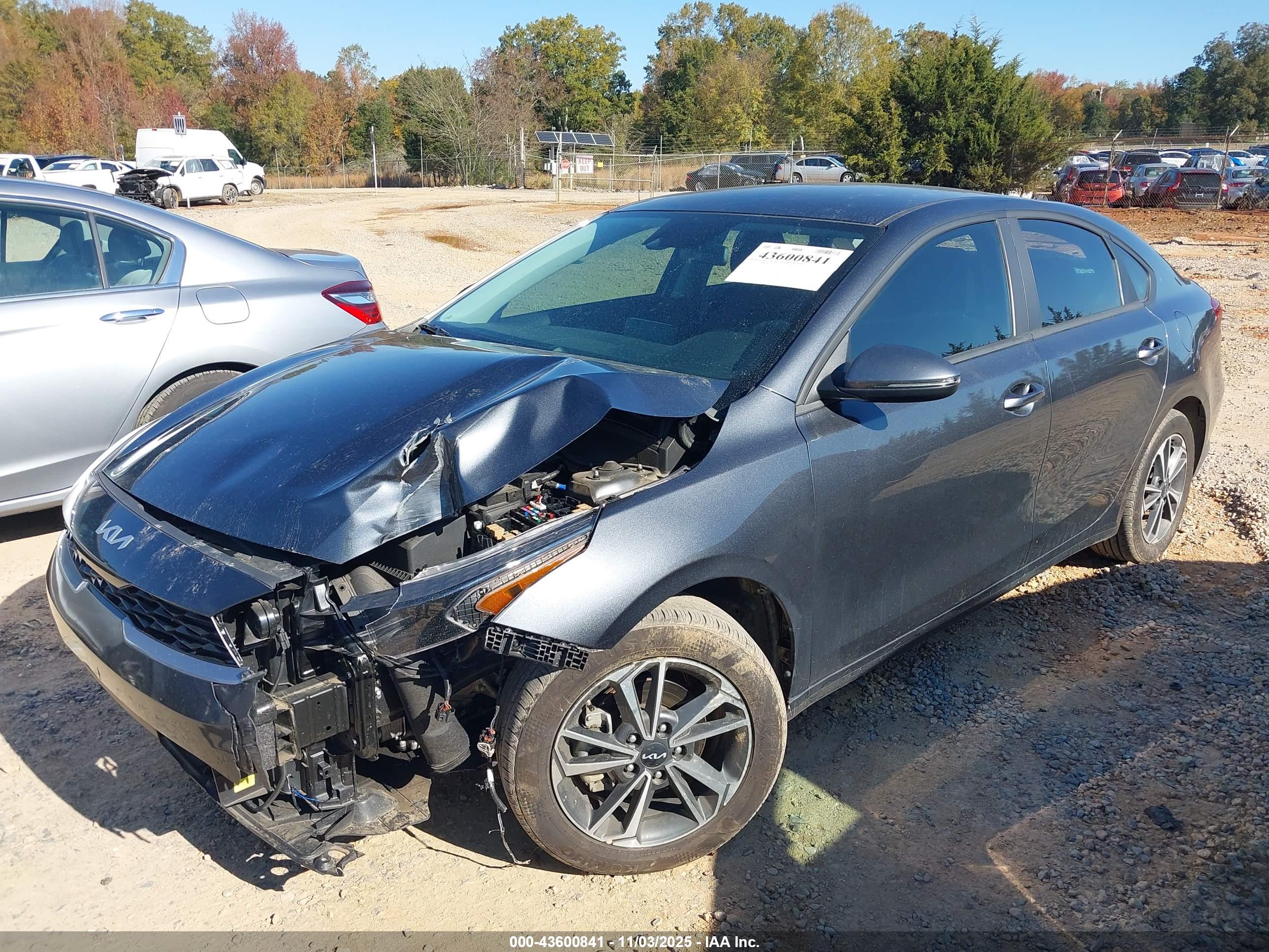 KIA FORTE image 2