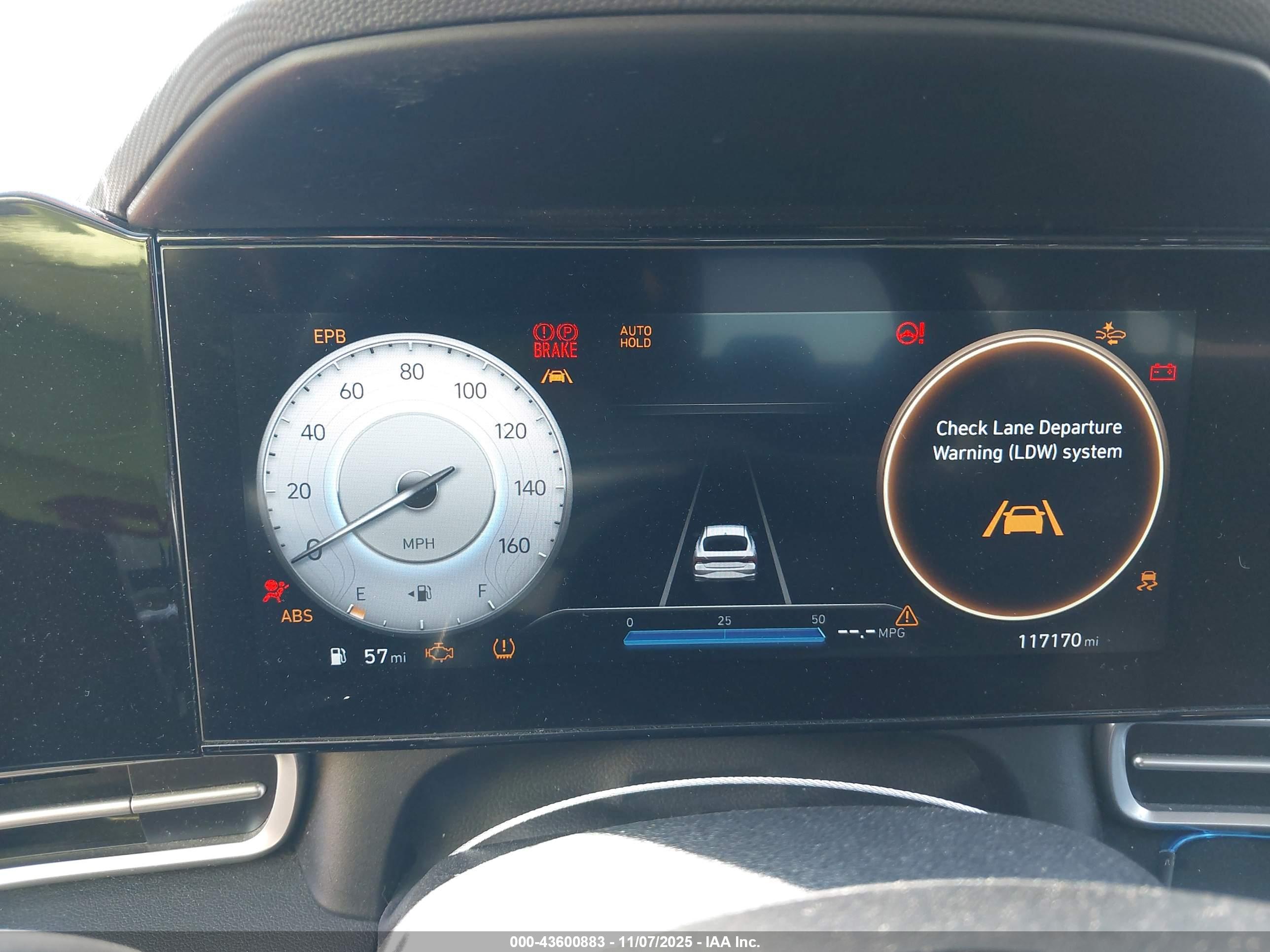 HYUNDAI ELANTRA image 7
