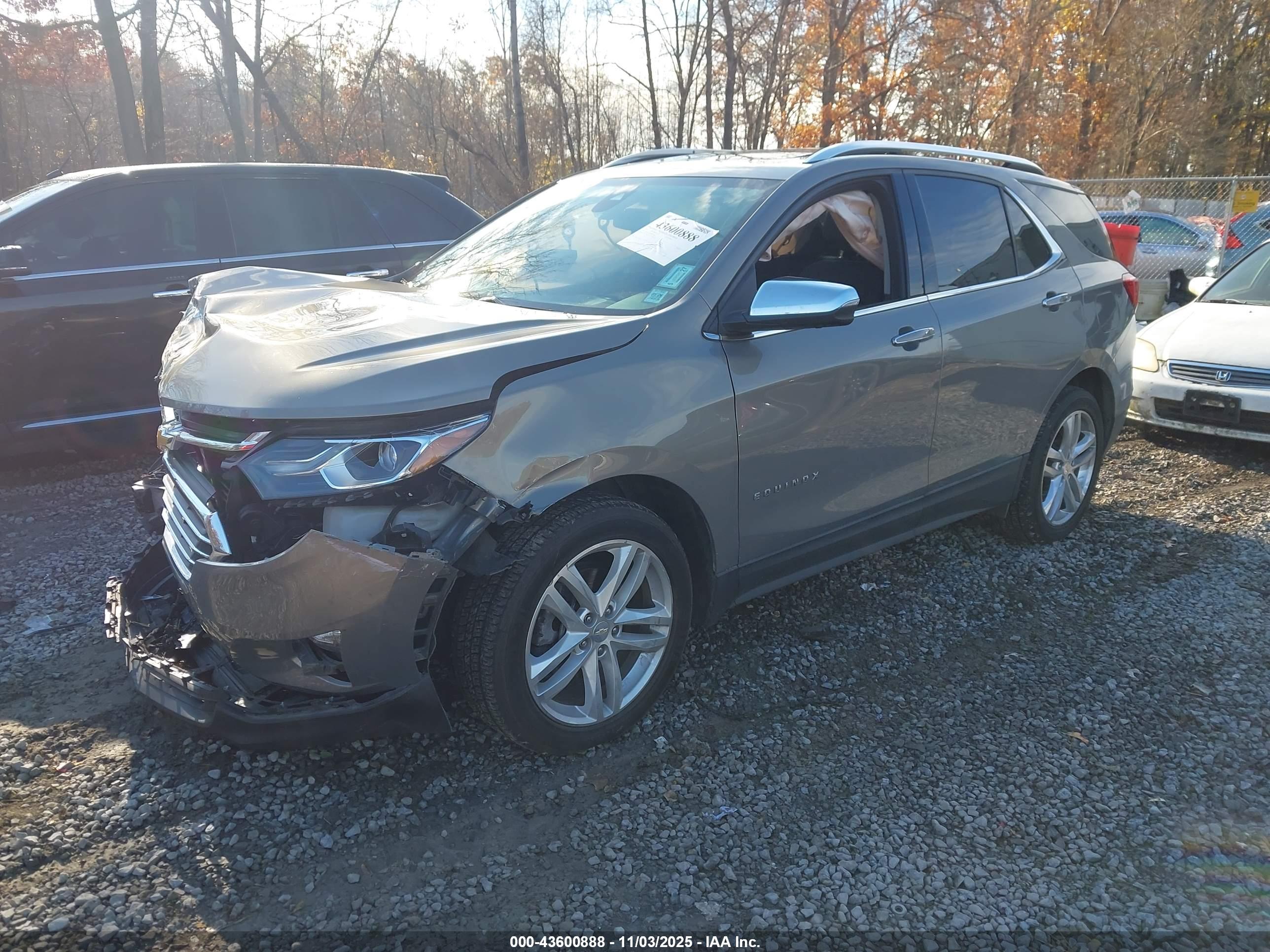 CHEVROLET EQUINOX image 2
