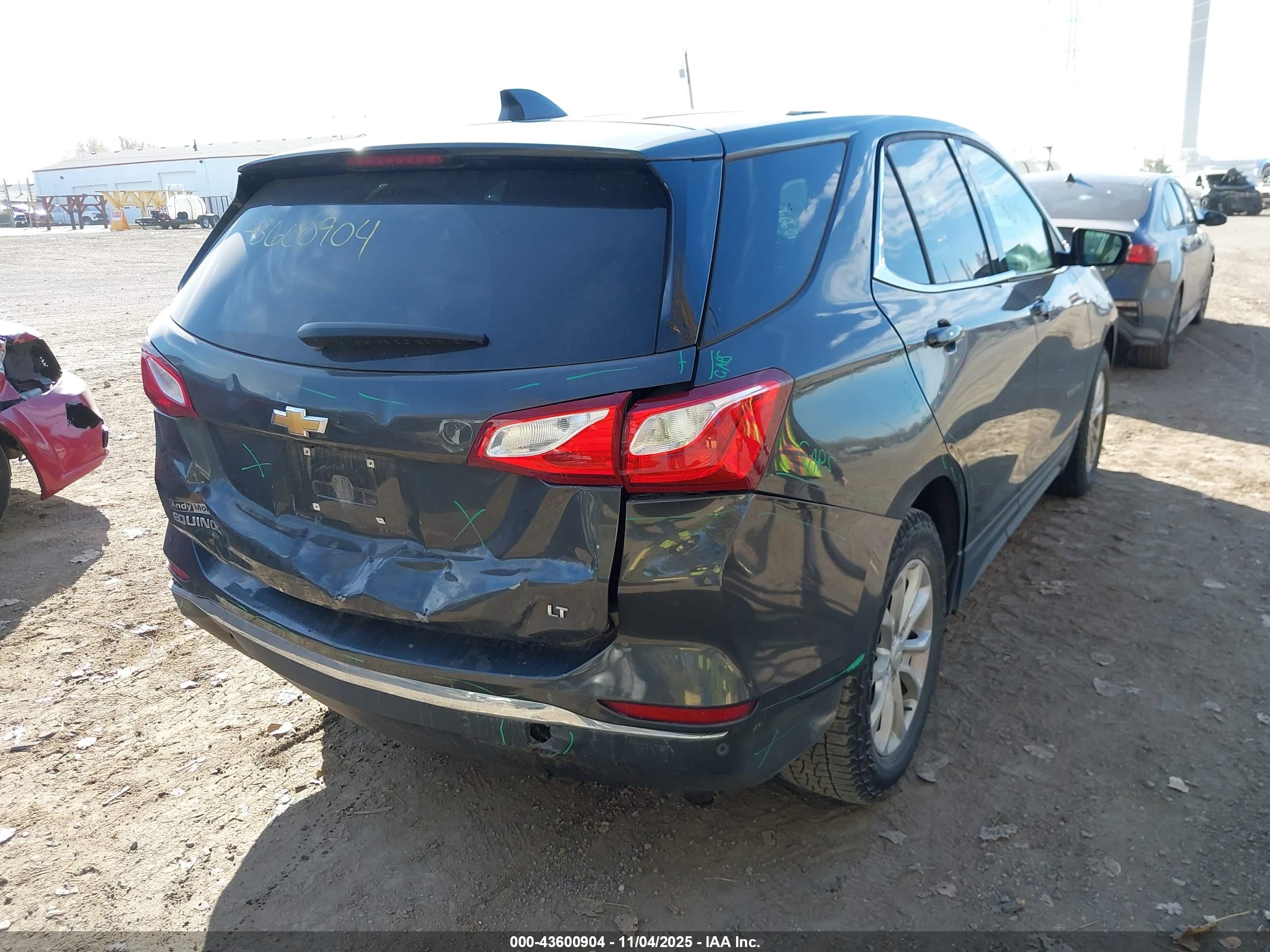 CHEVROLET EQUINOX image 6