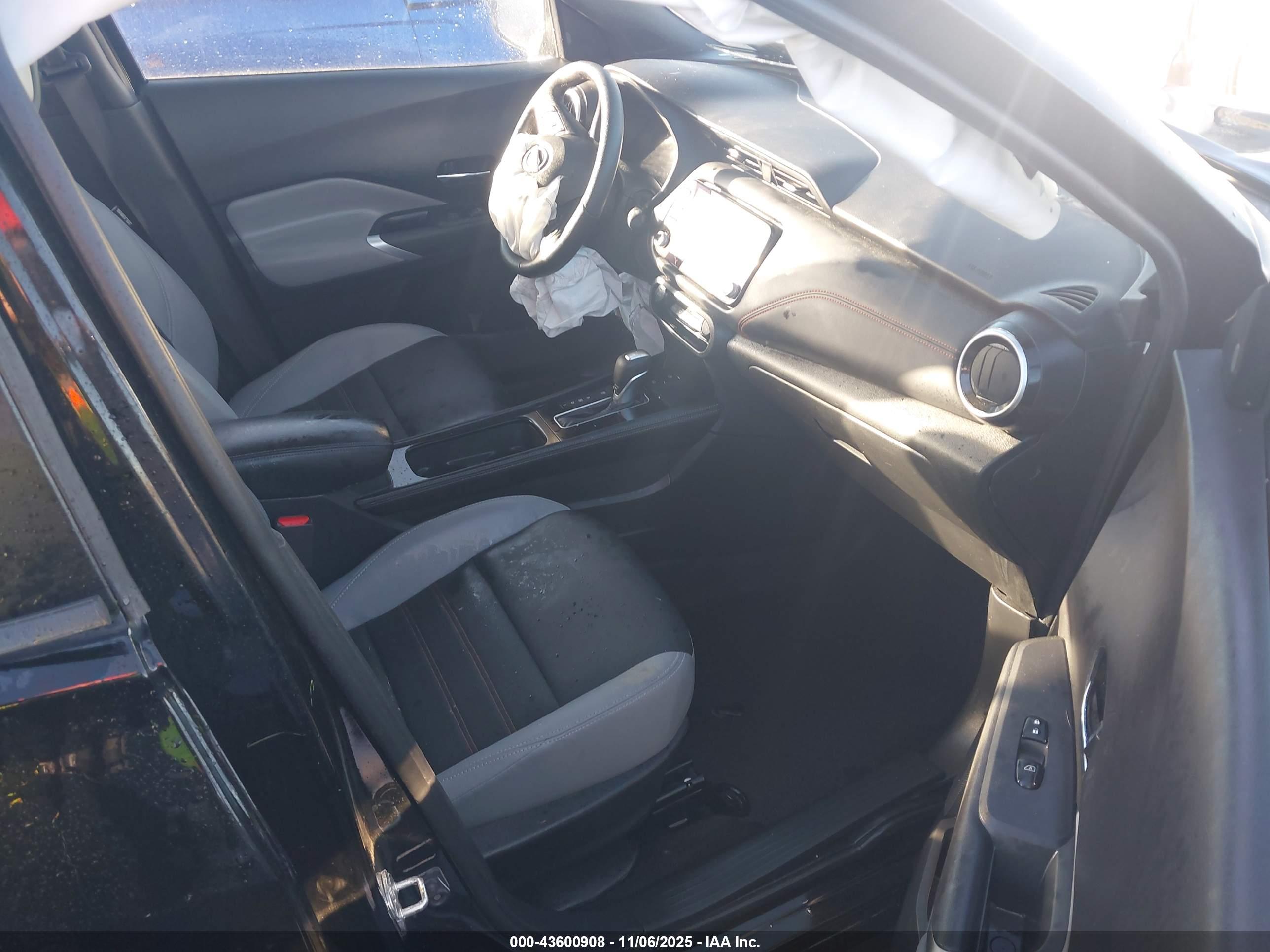 NISSAN KICKS image 5
