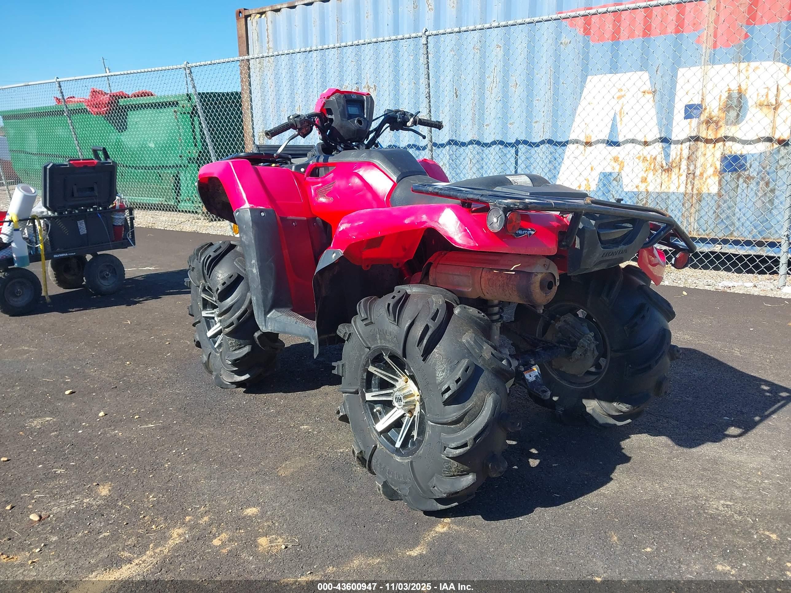 HONDA TRX520 image 3