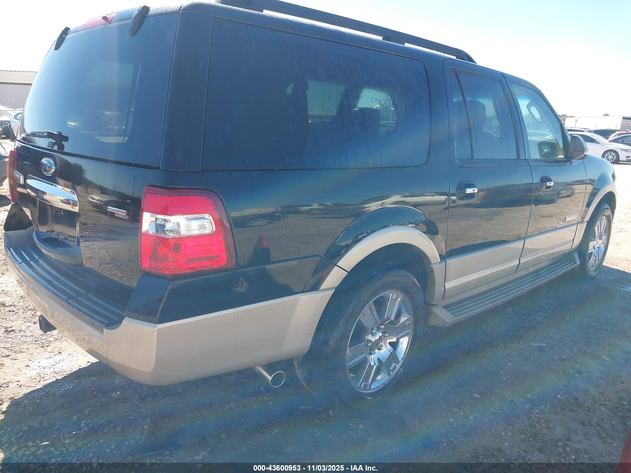 FORD EXPEDITION image 4