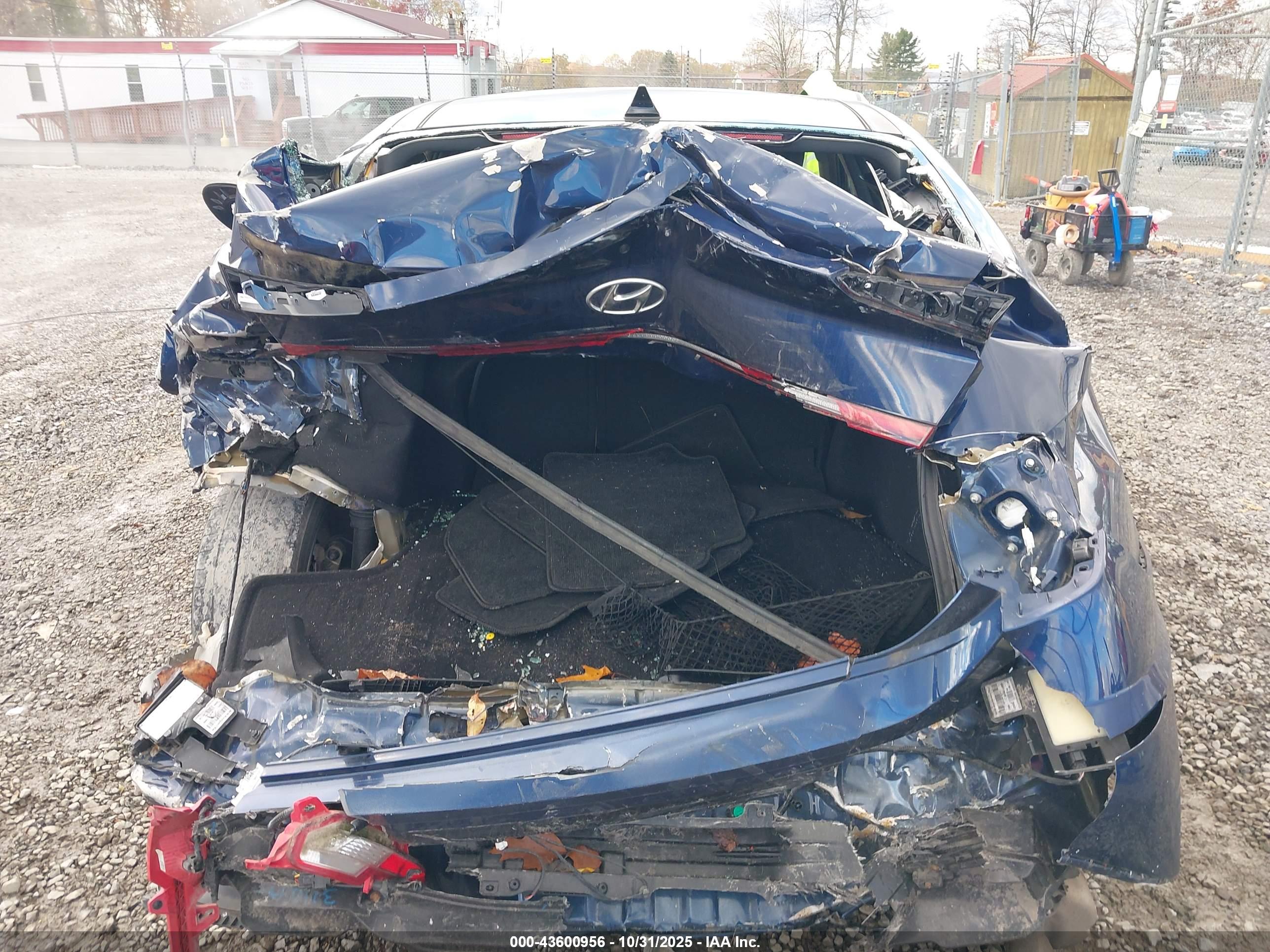 HYUNDAI SONATA image 6
