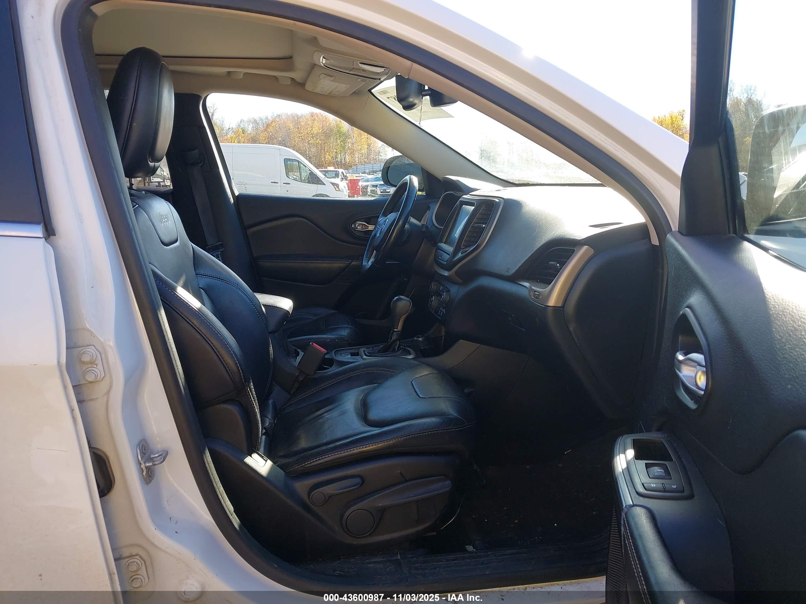 JEEP CHEROKEE image 5