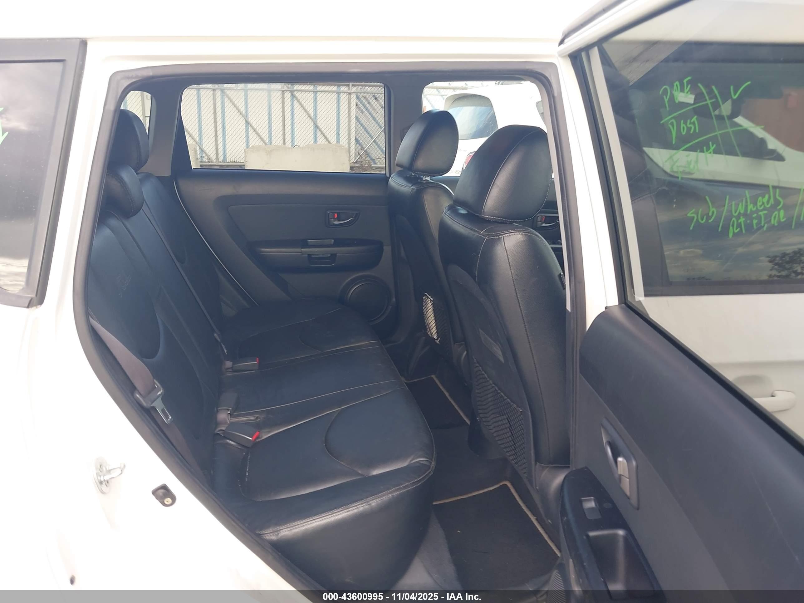KIA SOUL image 8