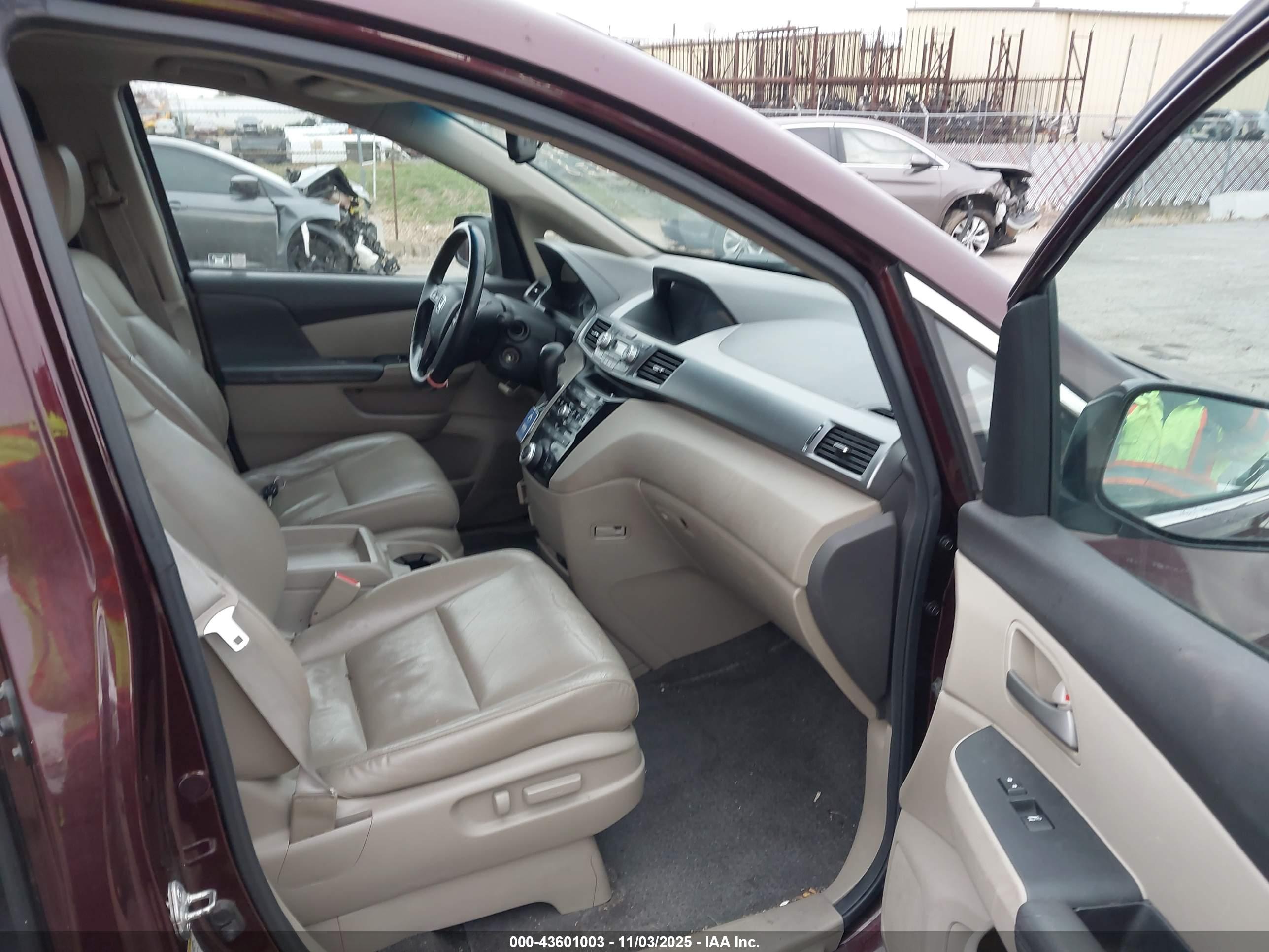 HONDA ODYSSEY image 5