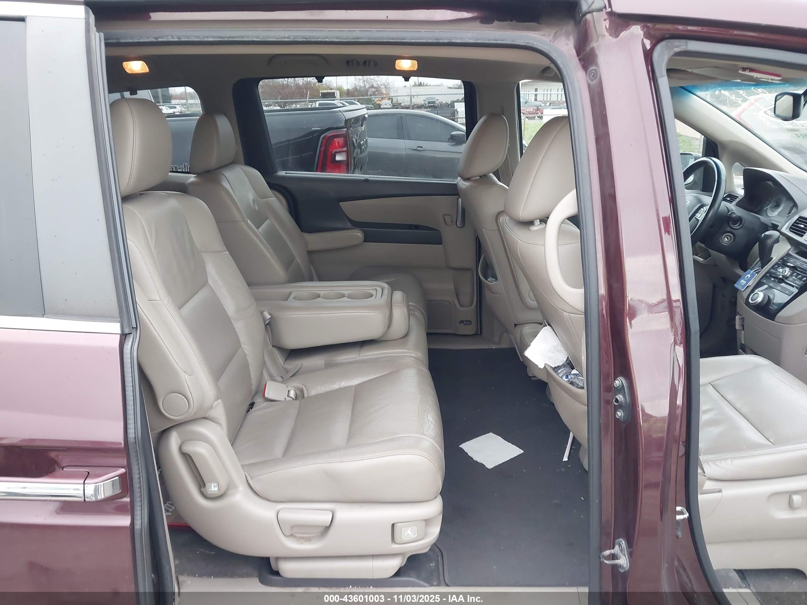 HONDA ODYSSEY image 8