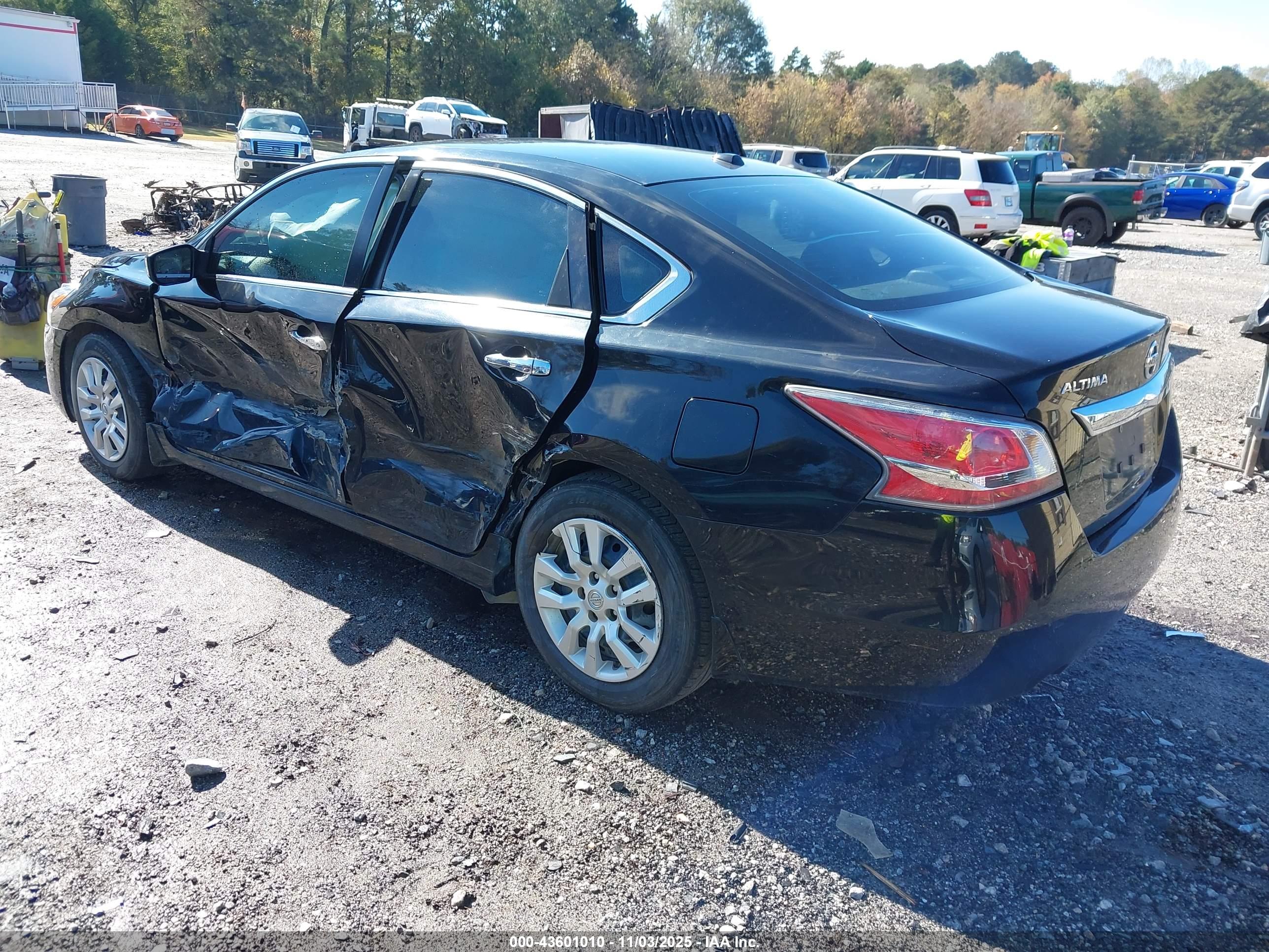 NISSAN ALTIMA image 3
