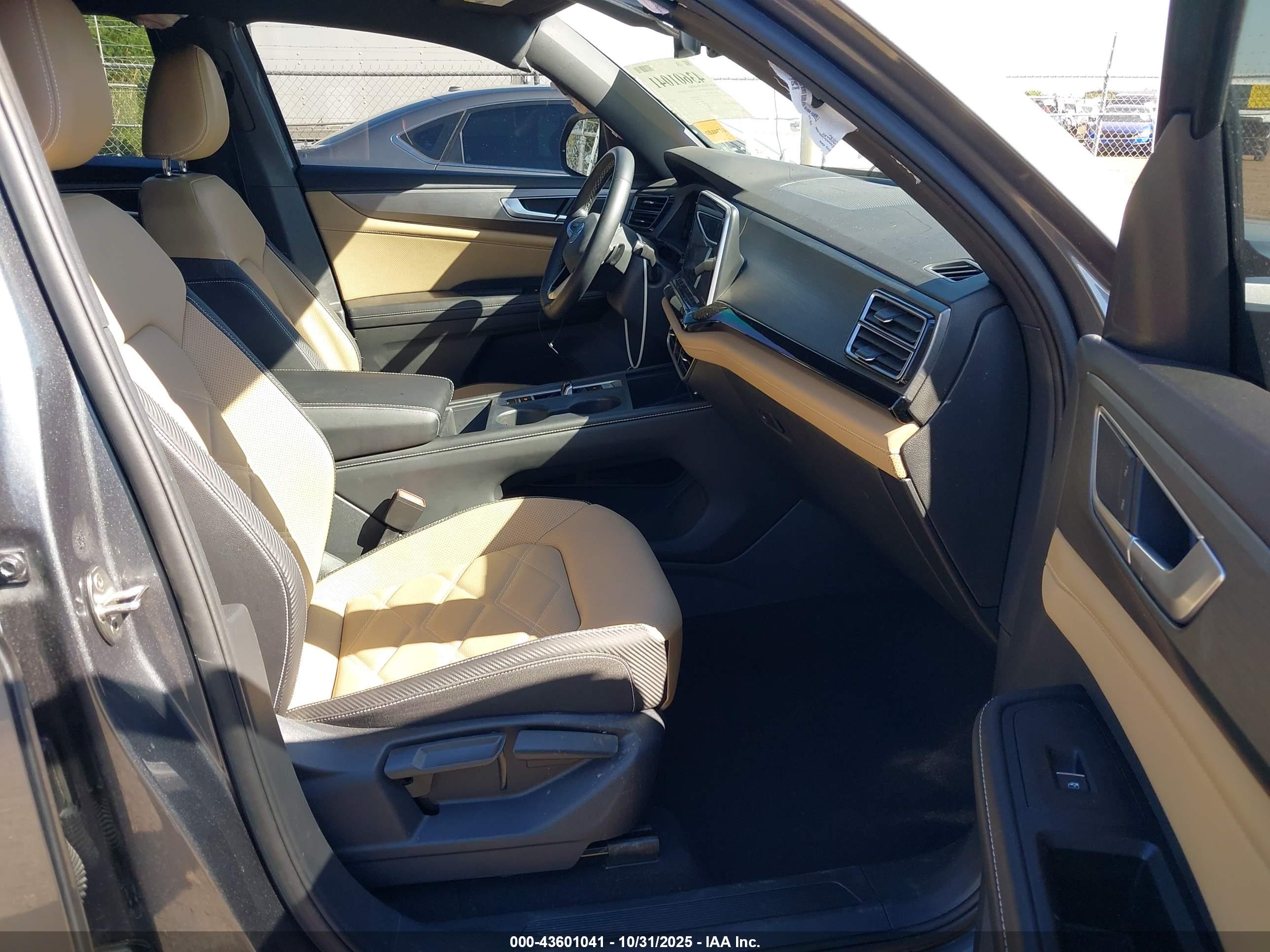 VOLKSWAGEN ATLAS image 5