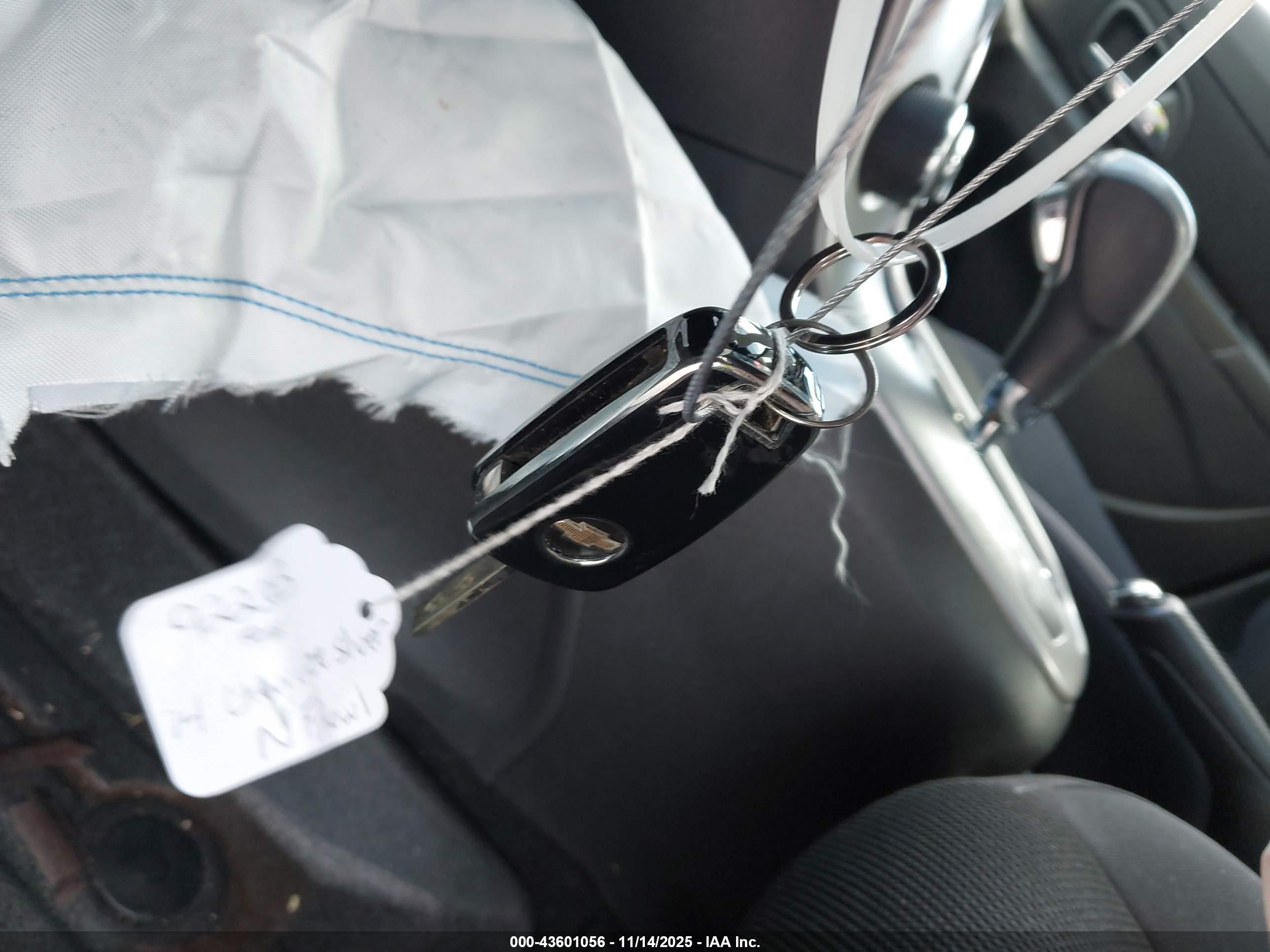 CHEVROLET CRUZE image 11