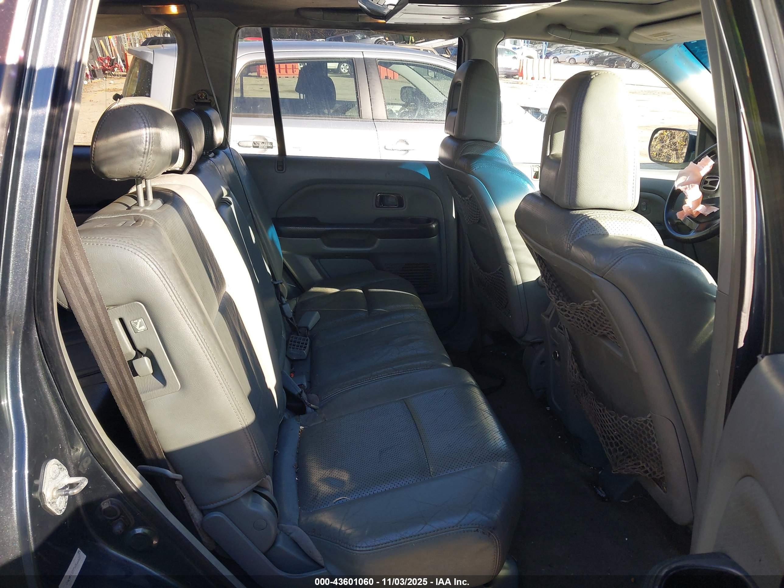 HONDA PILOT image 8