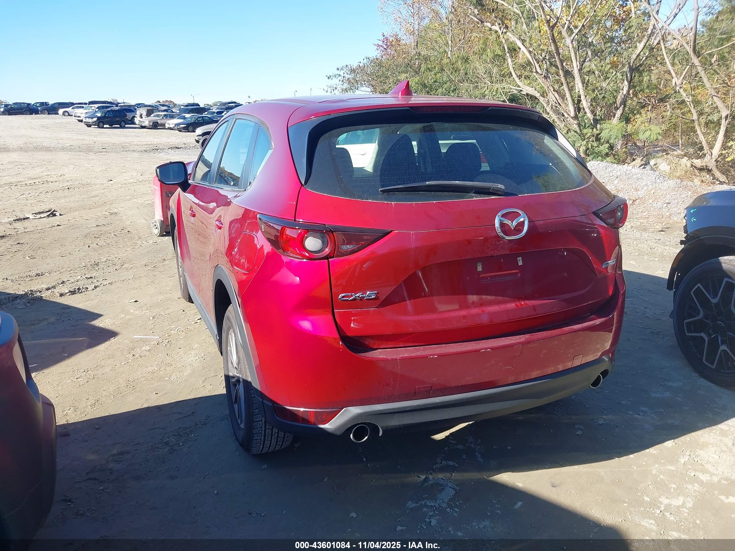 MAZDA CX-5 image 3