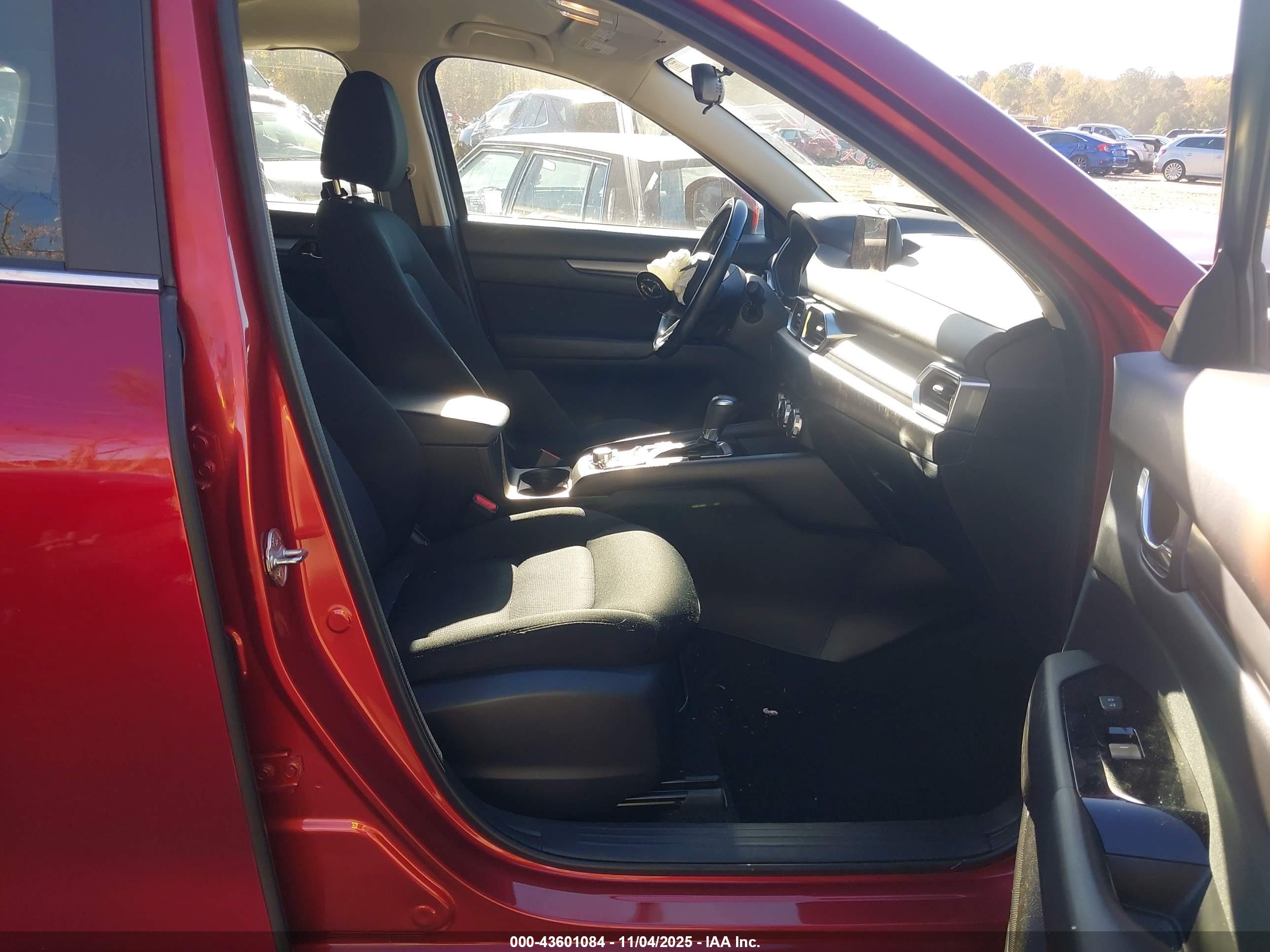 MAZDA CX-5 image 5