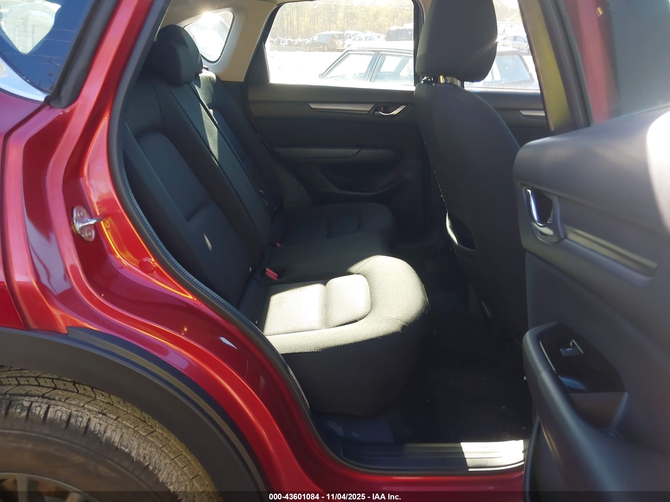 MAZDA CX-5 image 8