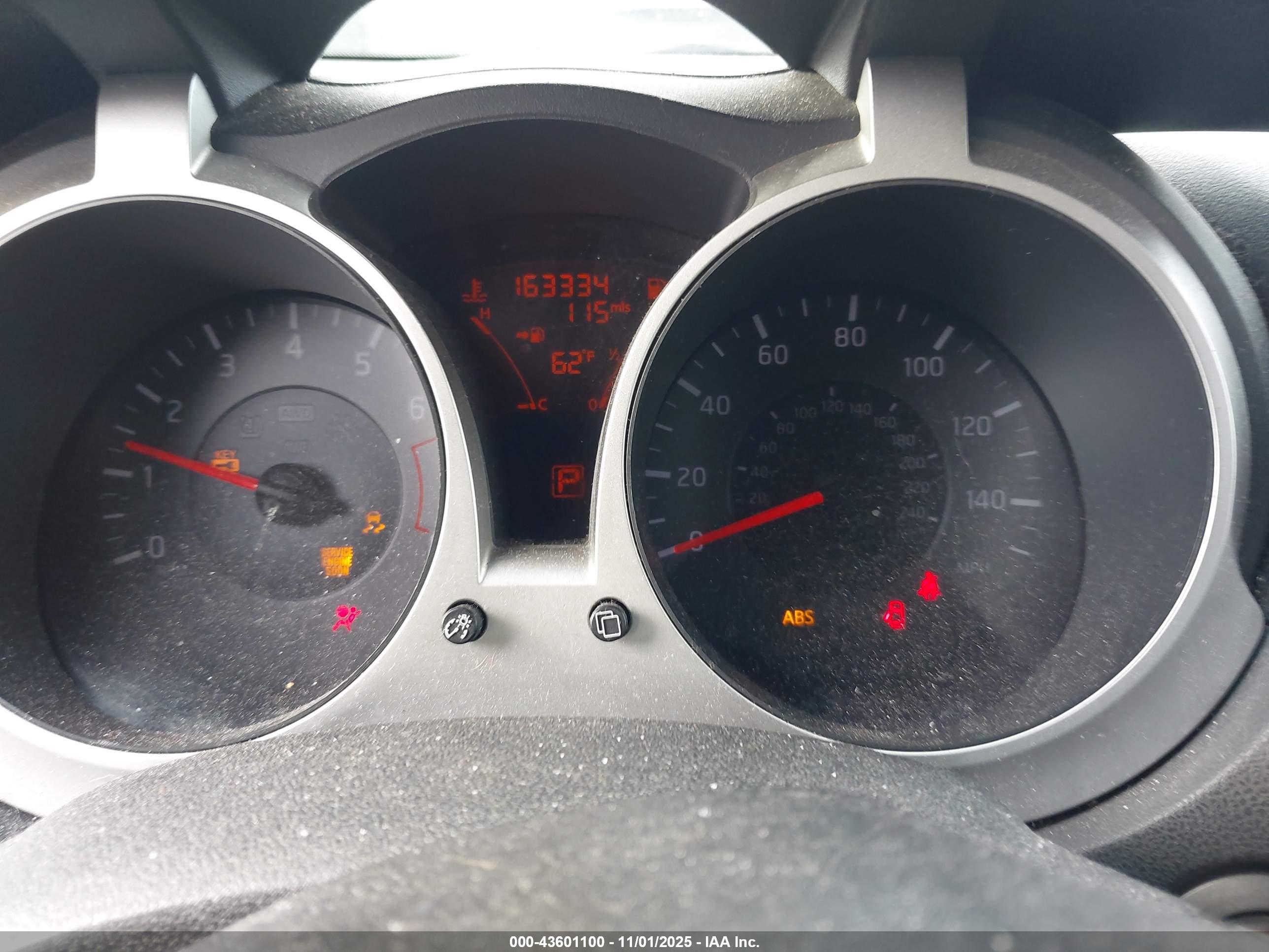 NISSAN JUKE image 7