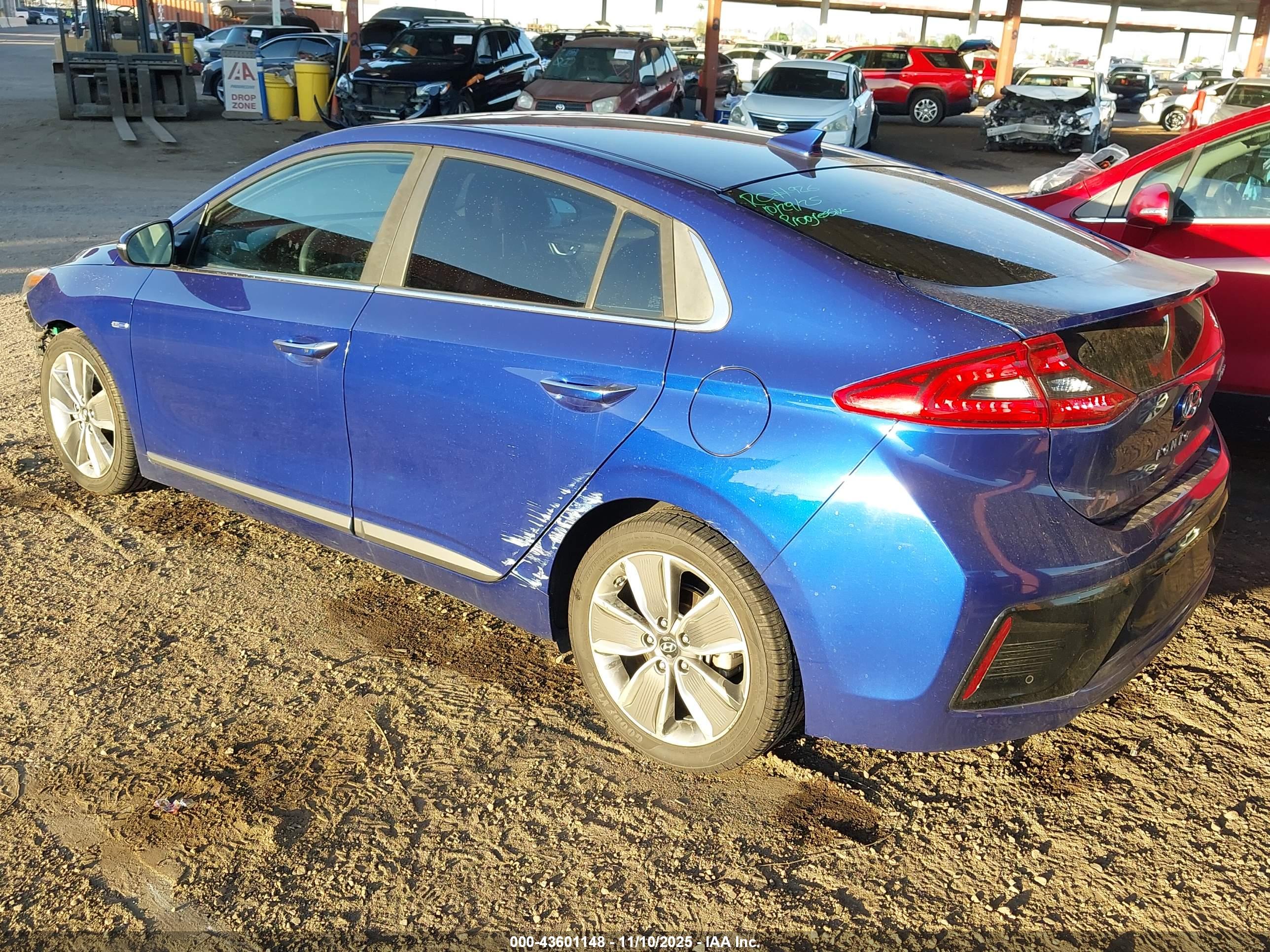 HYUNDAI IONIQ image 3