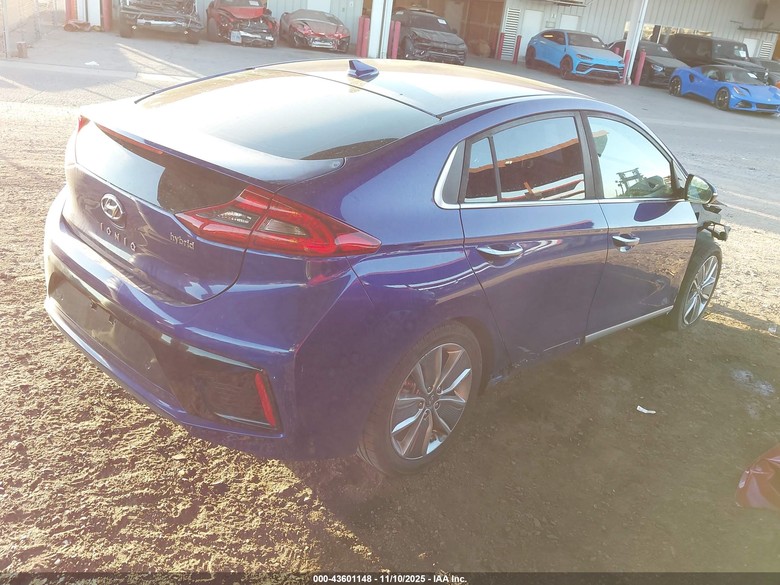 HYUNDAI IONIQ image 4