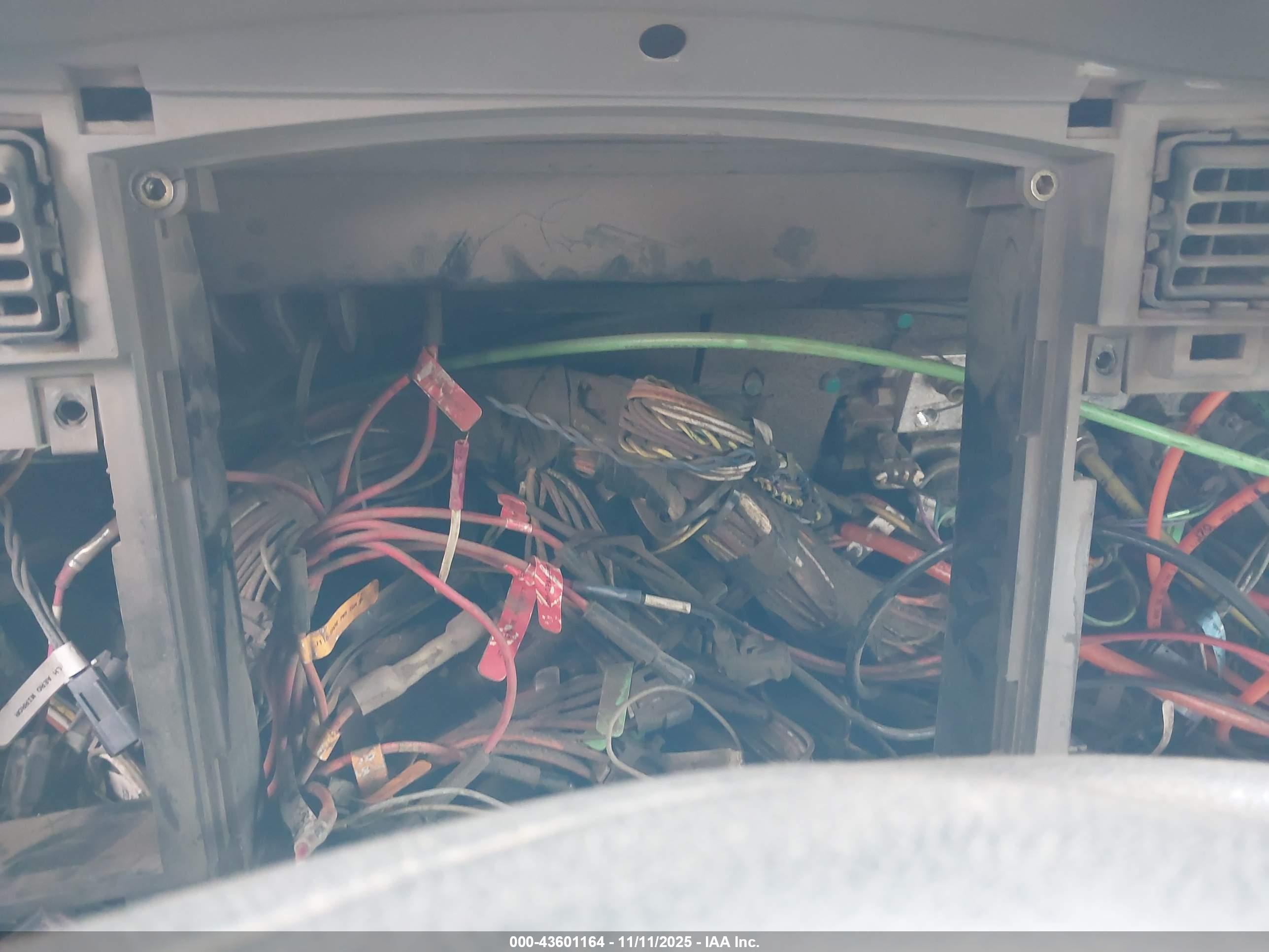 KENWORTH CONSTRUCTION image 6