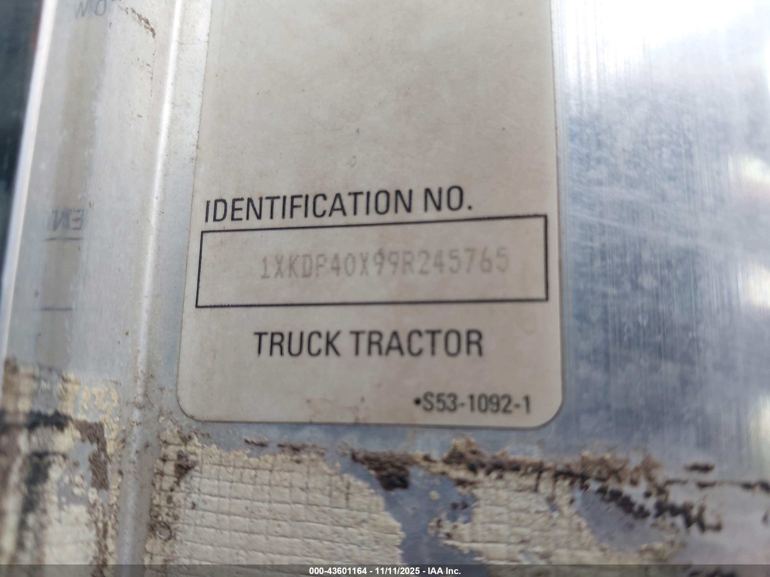 KENWORTH CONSTRUCTION image 9