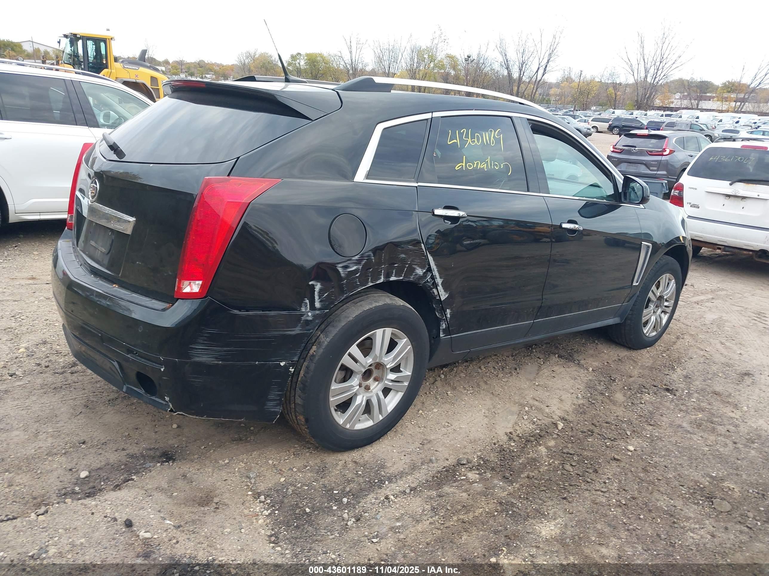 CADILLAC SRX image 4