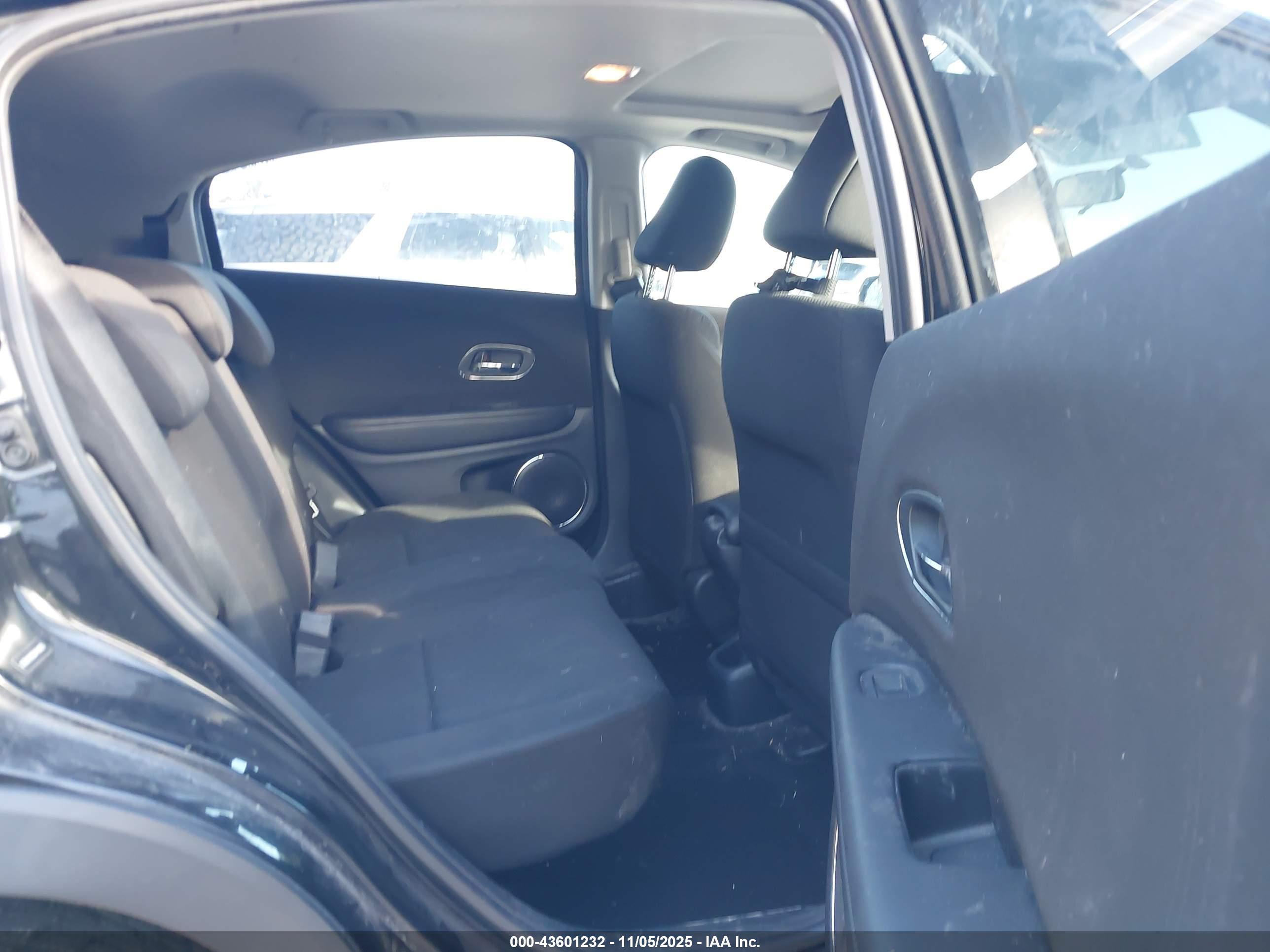 HONDA HR-V image 8