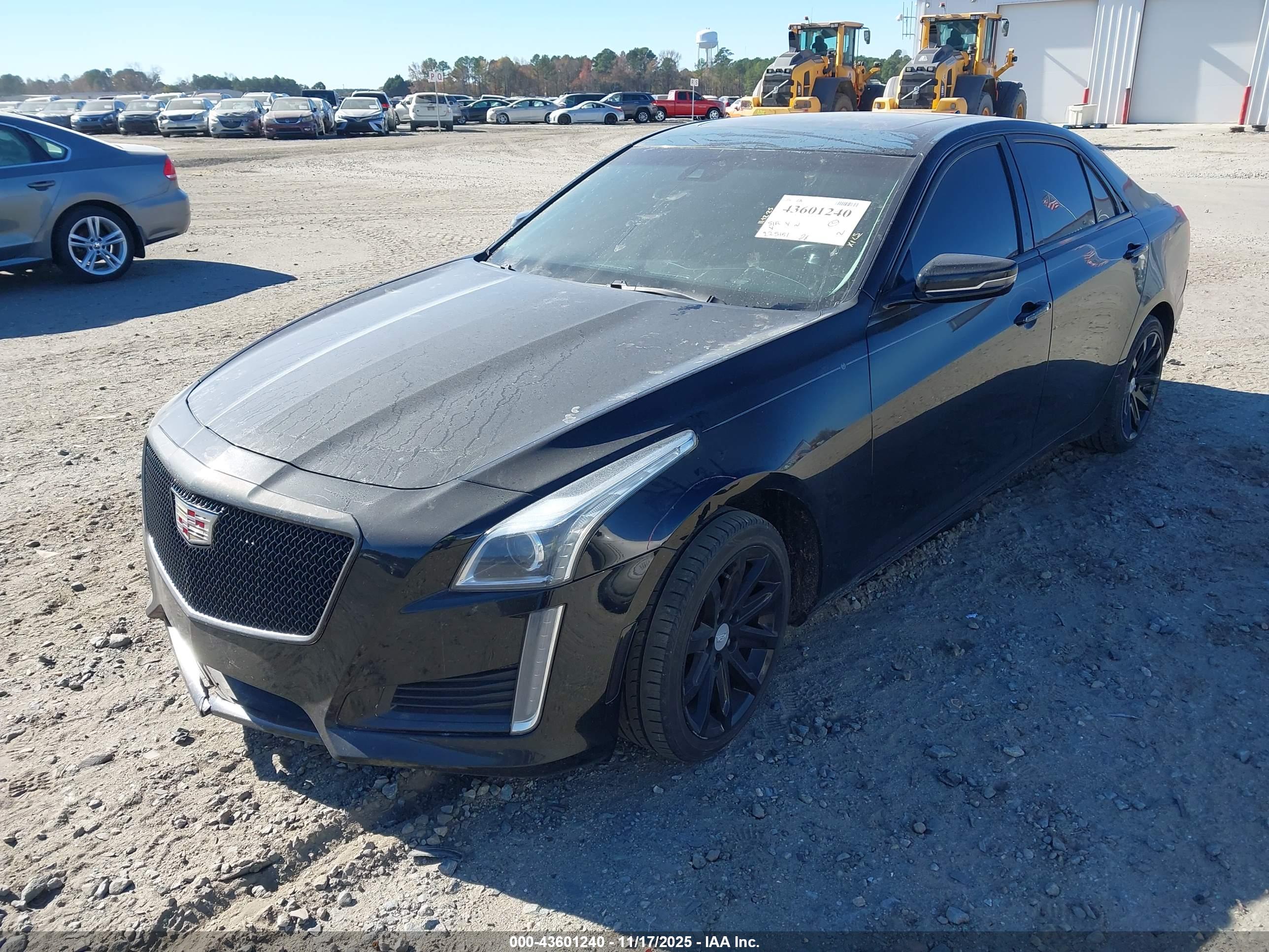 CADILLAC CTS image 2