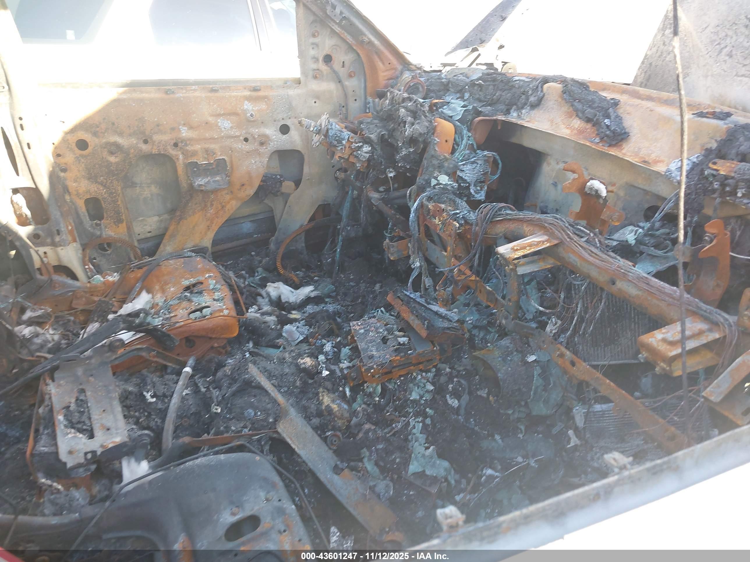 GMC SIERRA image 5