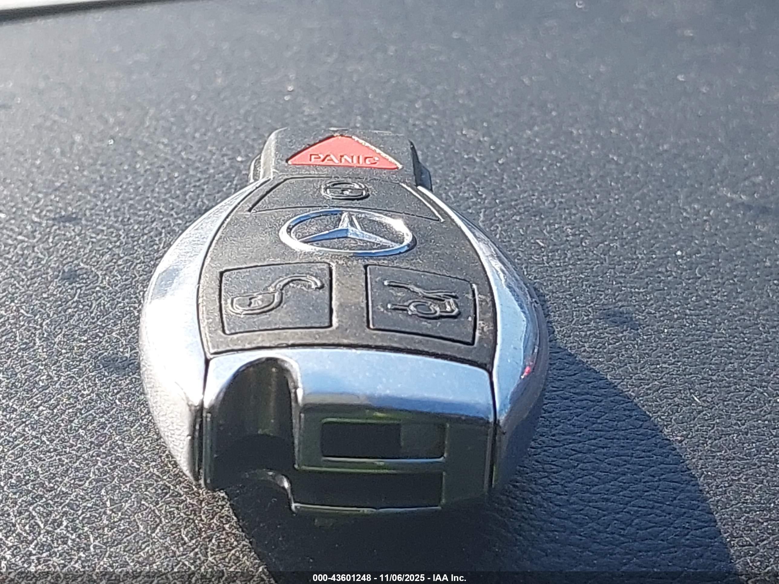 MERCEDES-BENZ CLS image 11