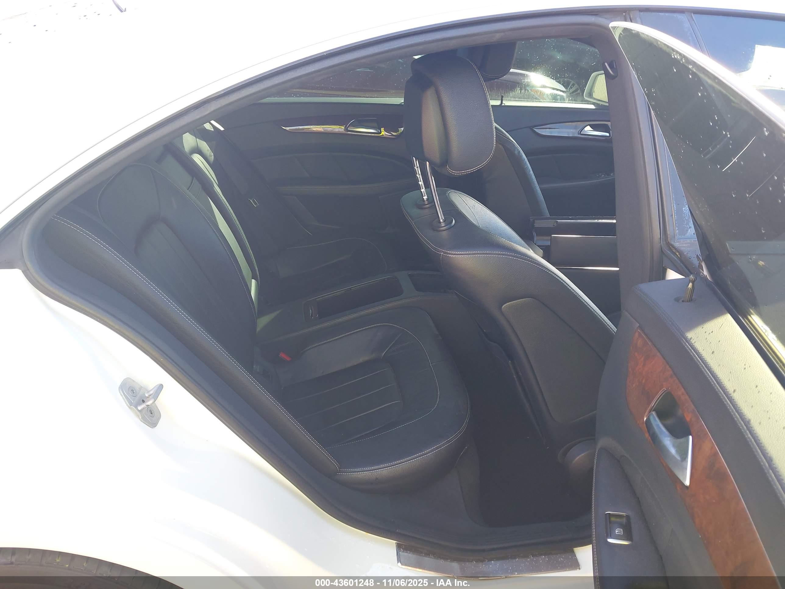 MERCEDES-BENZ CLS image 8