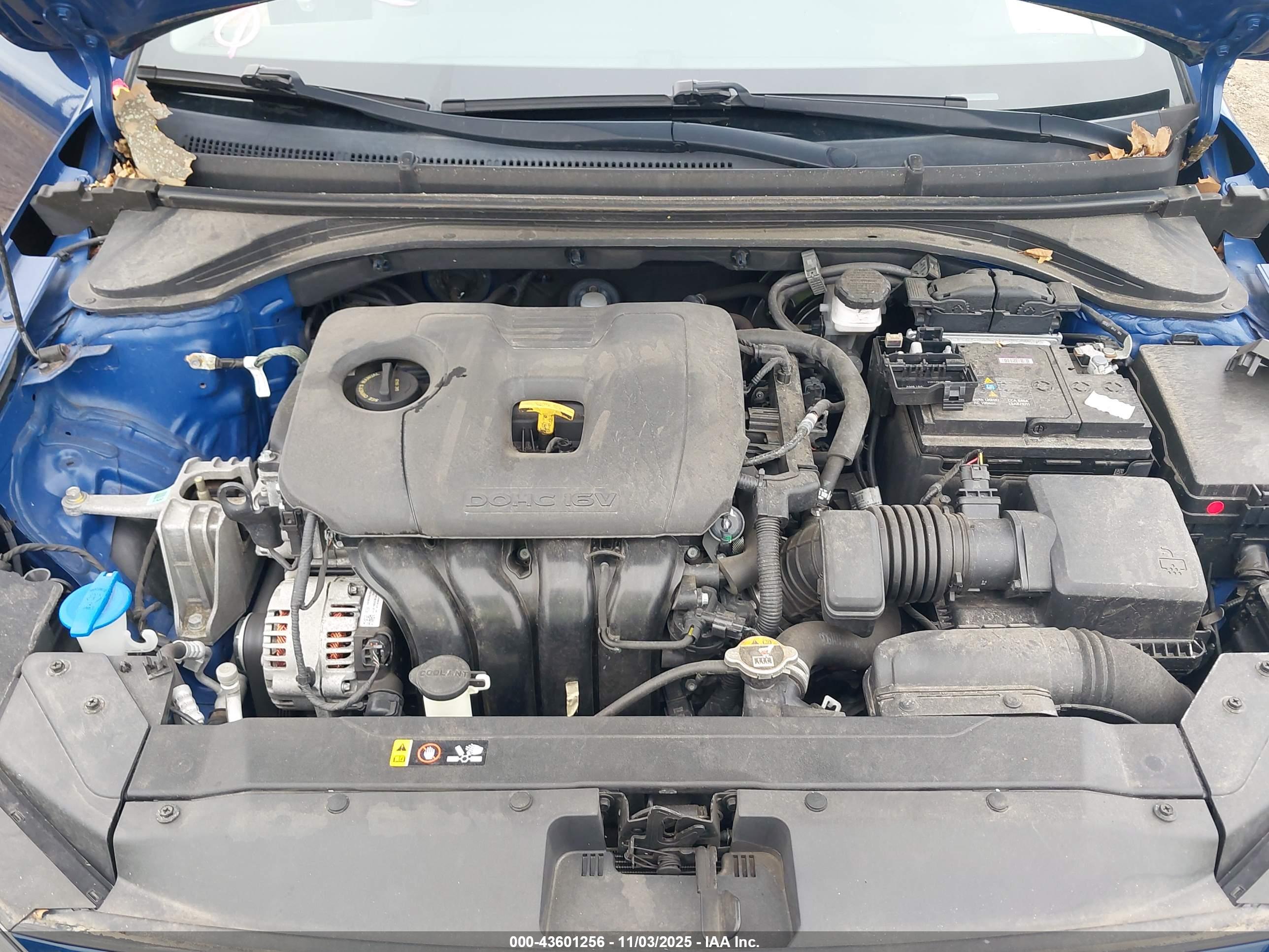 HYUNDAI ELANTRA image 10