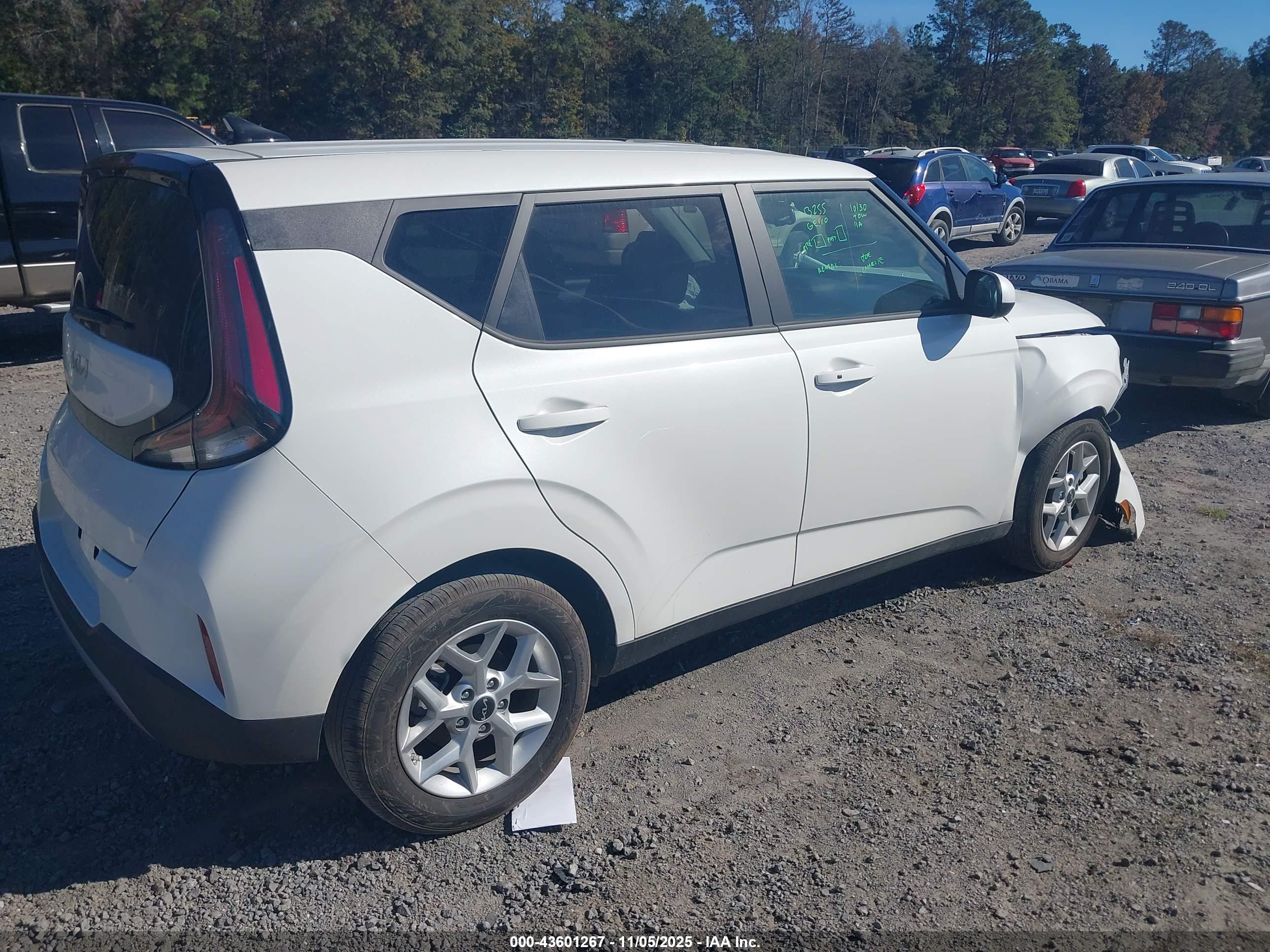 KIA SOUL image 4