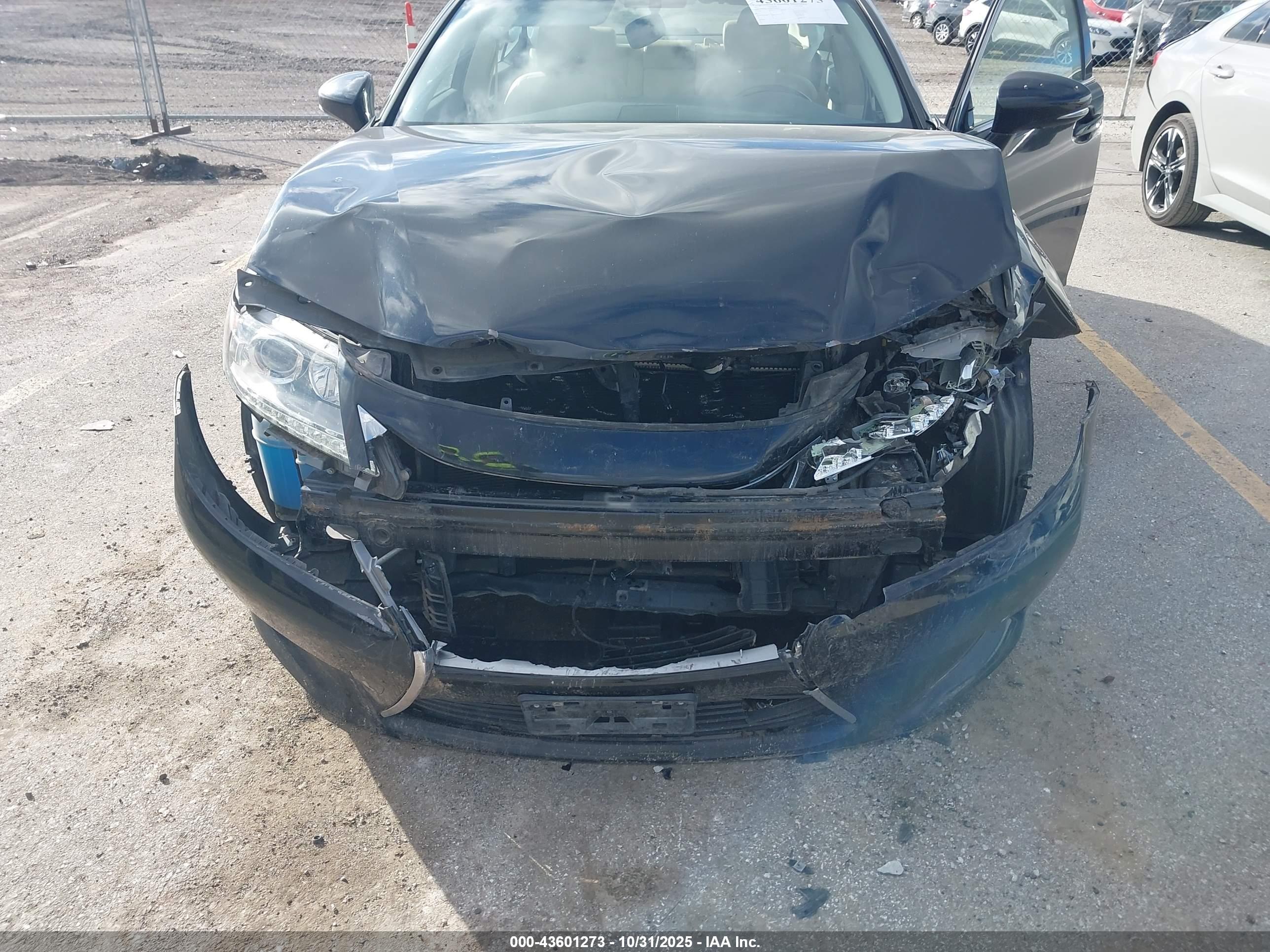 LEXUS ES image 6