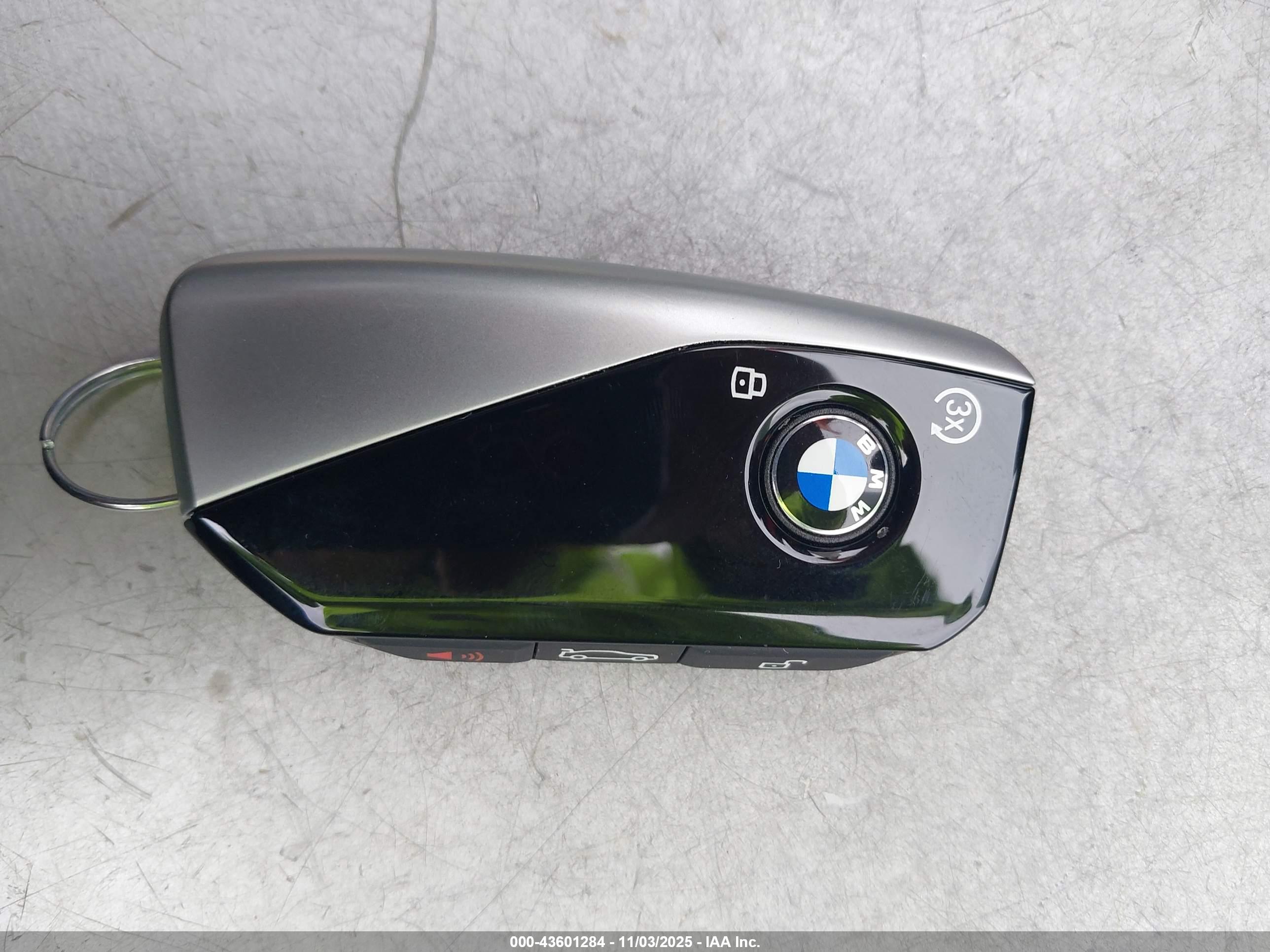 BMW X7 image 11