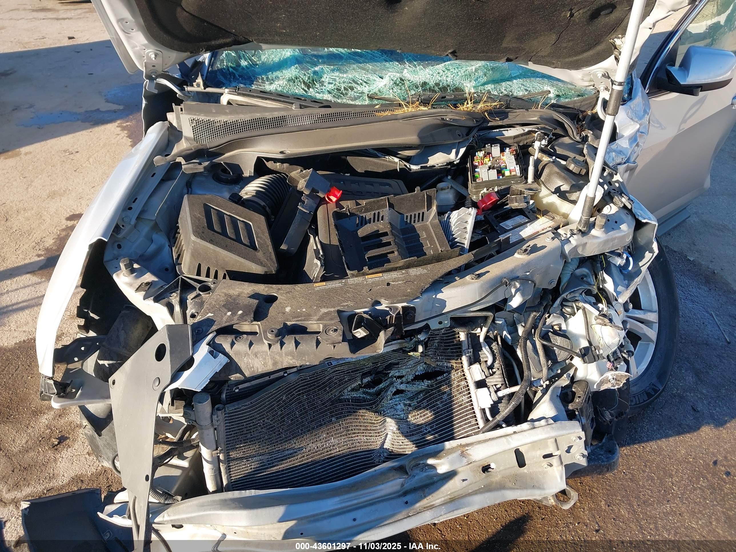 CHEVROLET EQUINOX image 10