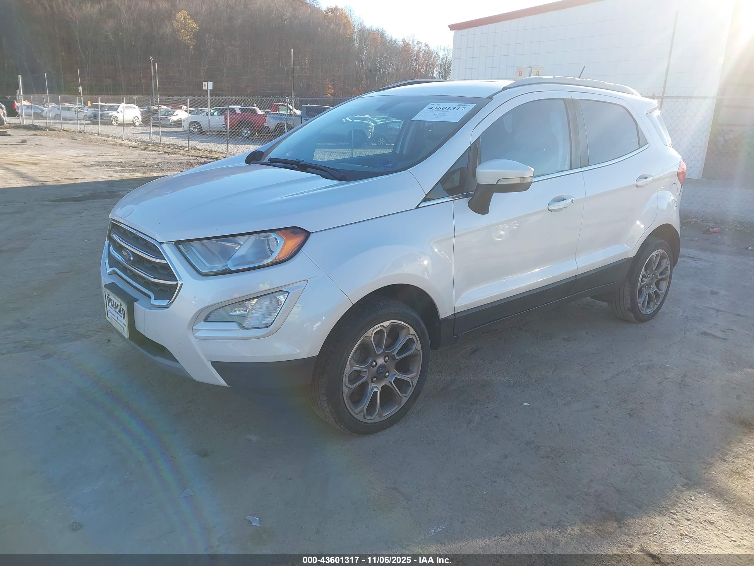 FORD ECOSPORT image 2
