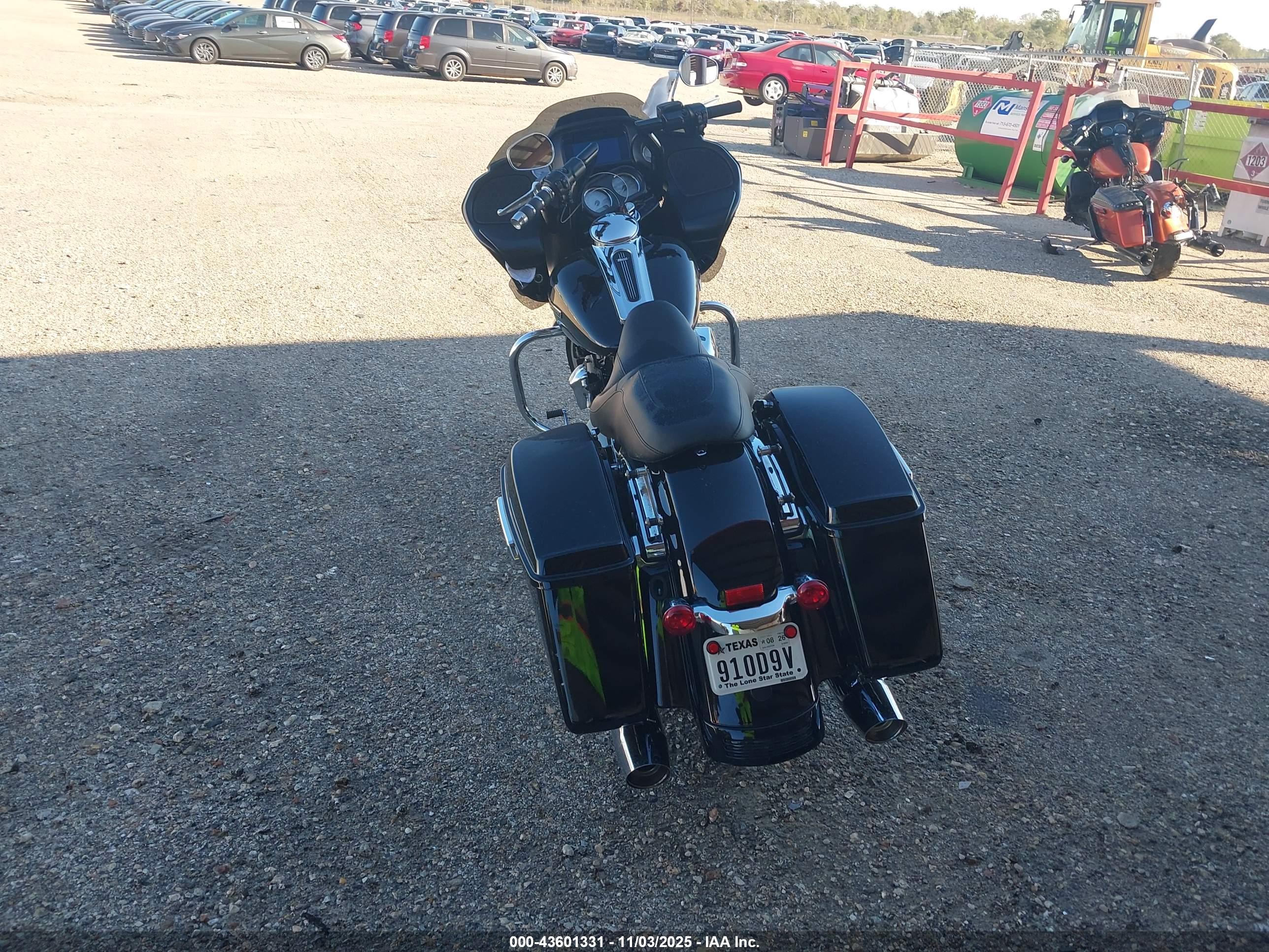HARLEY-DAVIDSON FLTRX image 6
