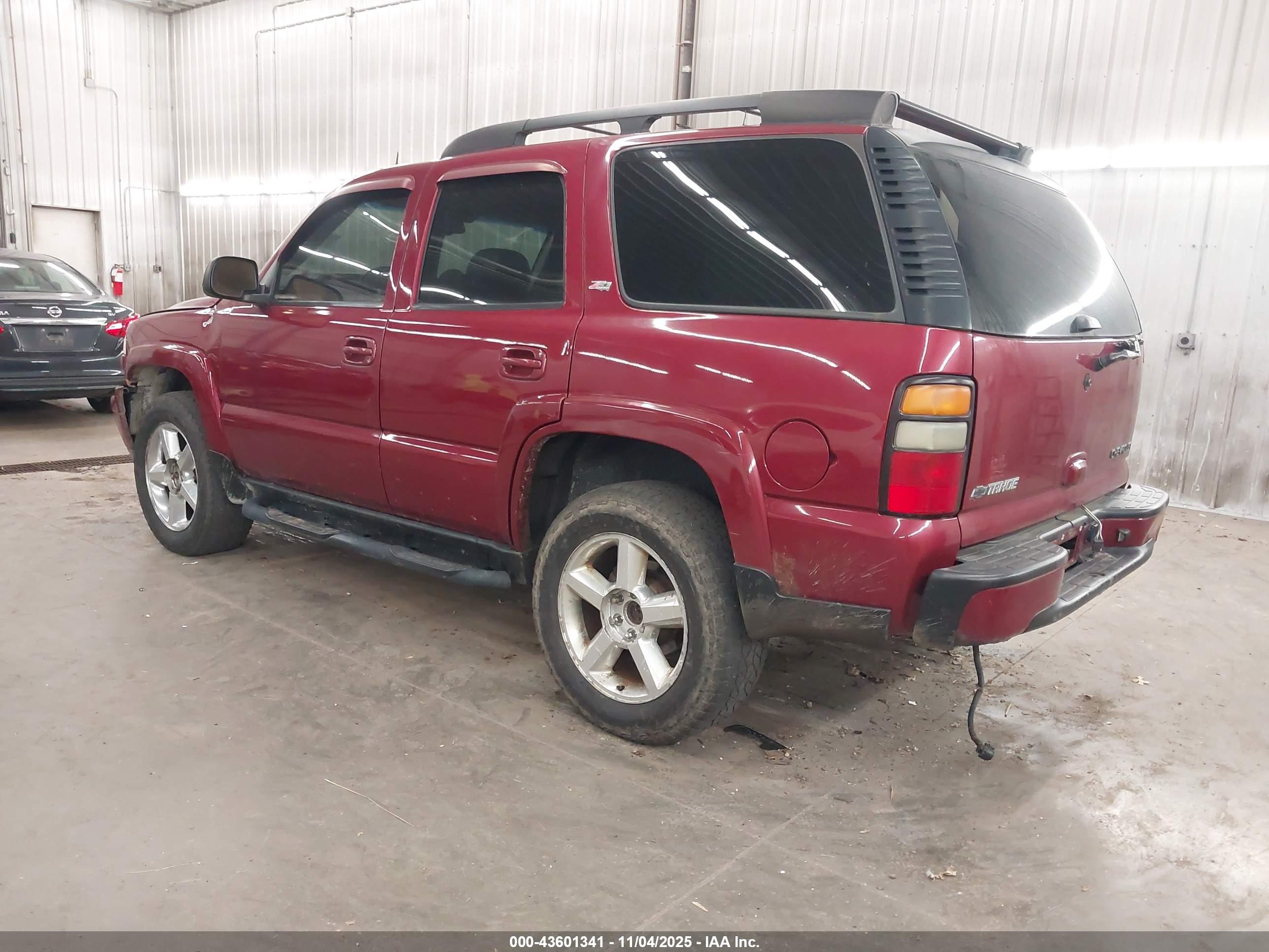 CHEVROLET TAHOE image 3