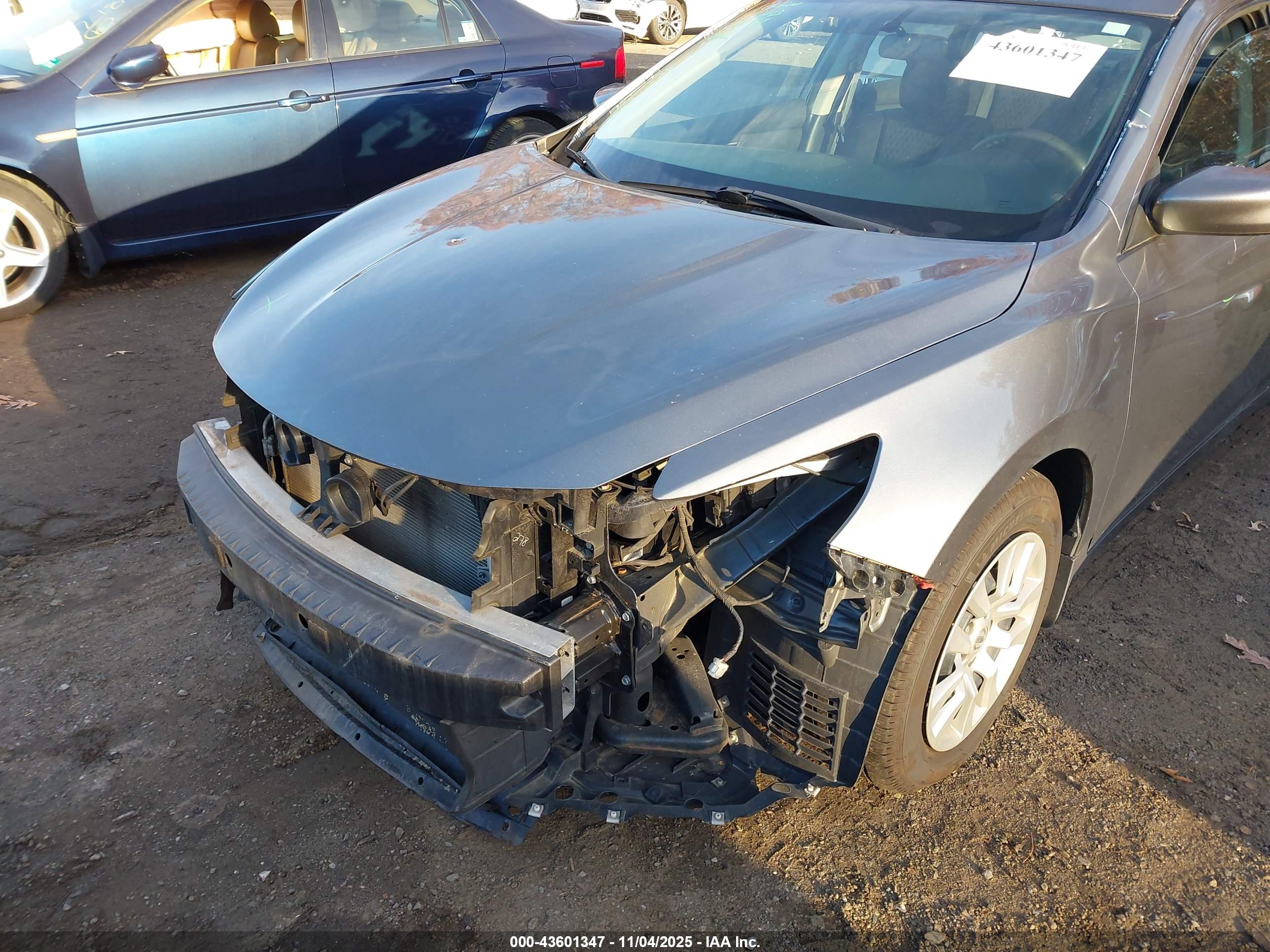 NISSAN ALTIMA image 6